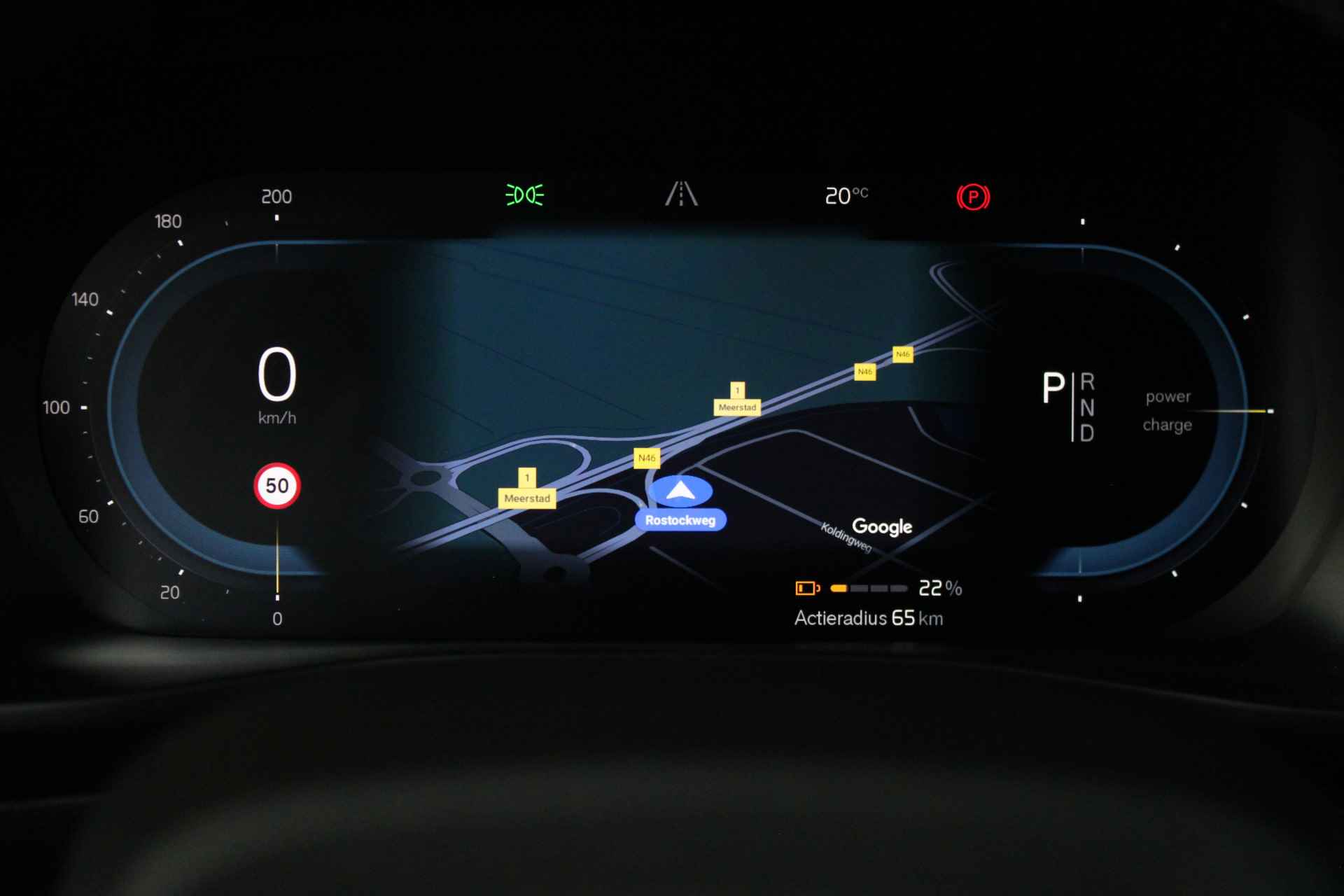 Volvo XC40 Recharge Core | Climate-Pack: Warmtepomp | Stuur/Stoelverwarming | Camera | Trekhaak | 19-Inch - 20/36