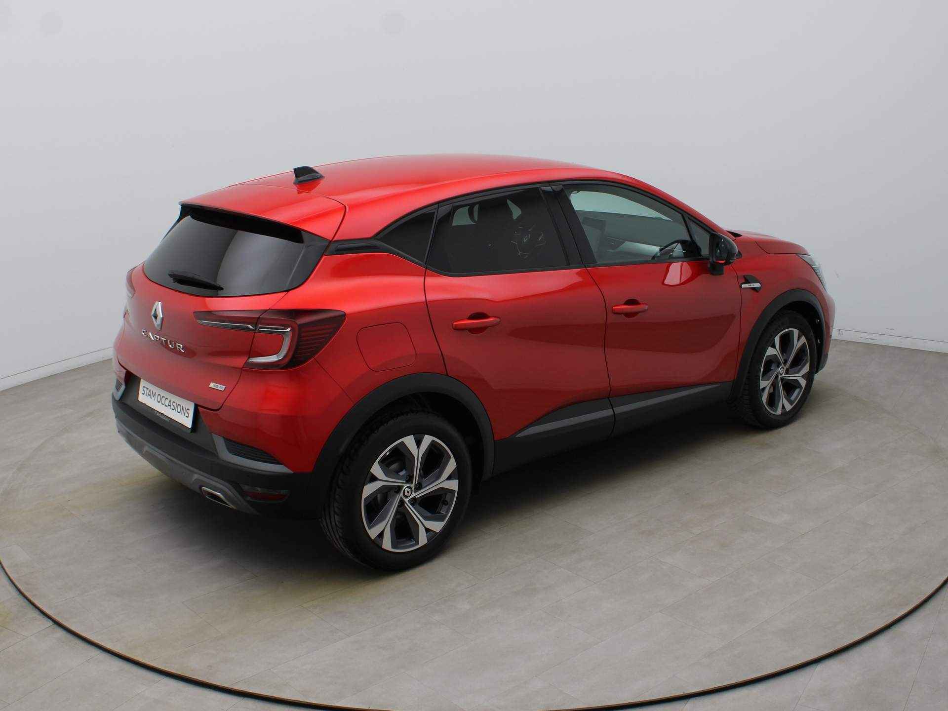 Renault Captur Mild Hybrid 160pk R.S. Line EDC/AUTOMAAT Camera | Climate | Navi | Parksens. v+a - 11/45