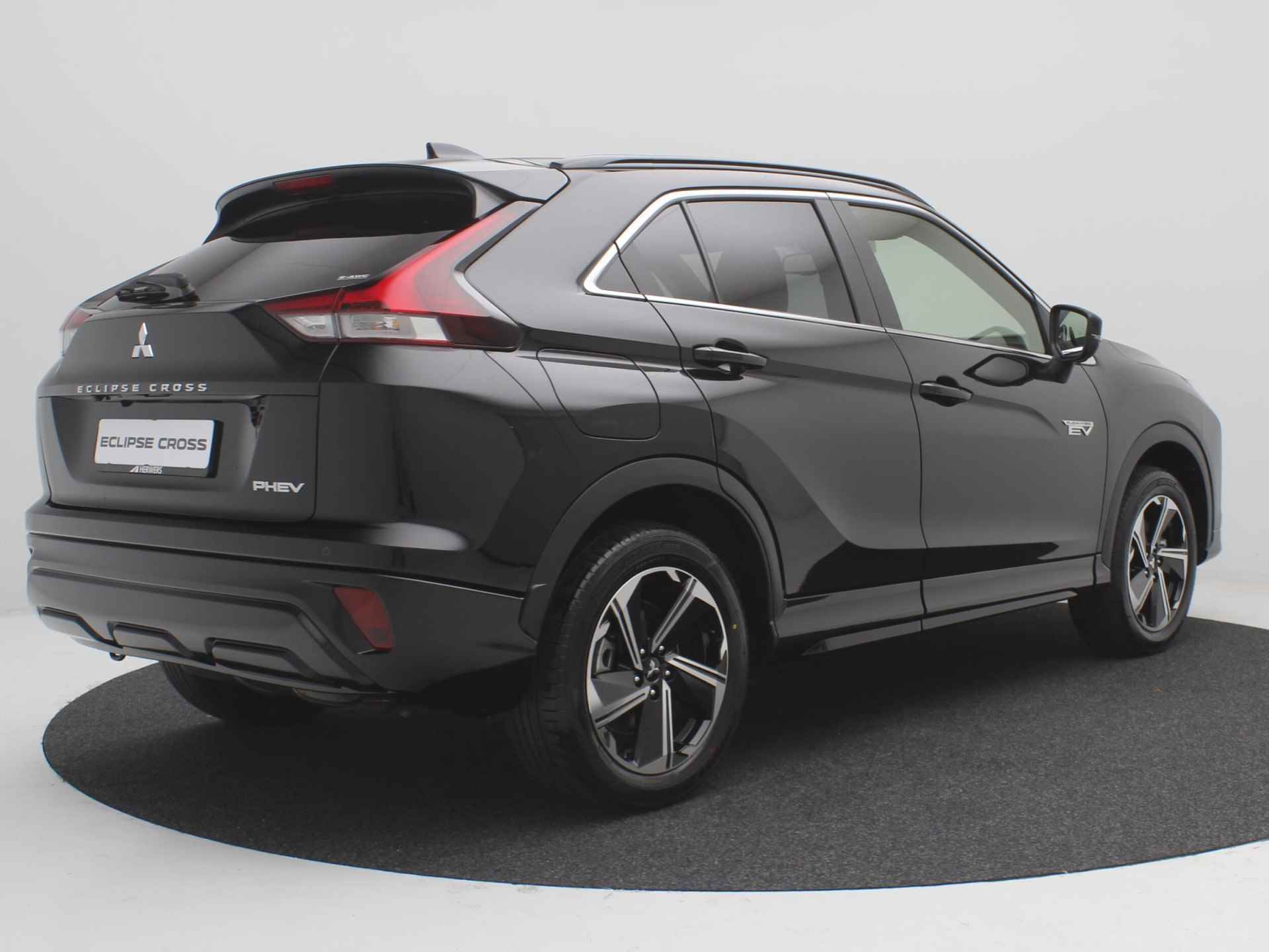 Mitsubishi Eclipse Cross 2.4 PHEV Executive / 8 Jaar Fabrieksgarantie / Navigatie + Apple Carplay/Android Auto / Full Option / Parkeerhulp / Climate control / - 3/52