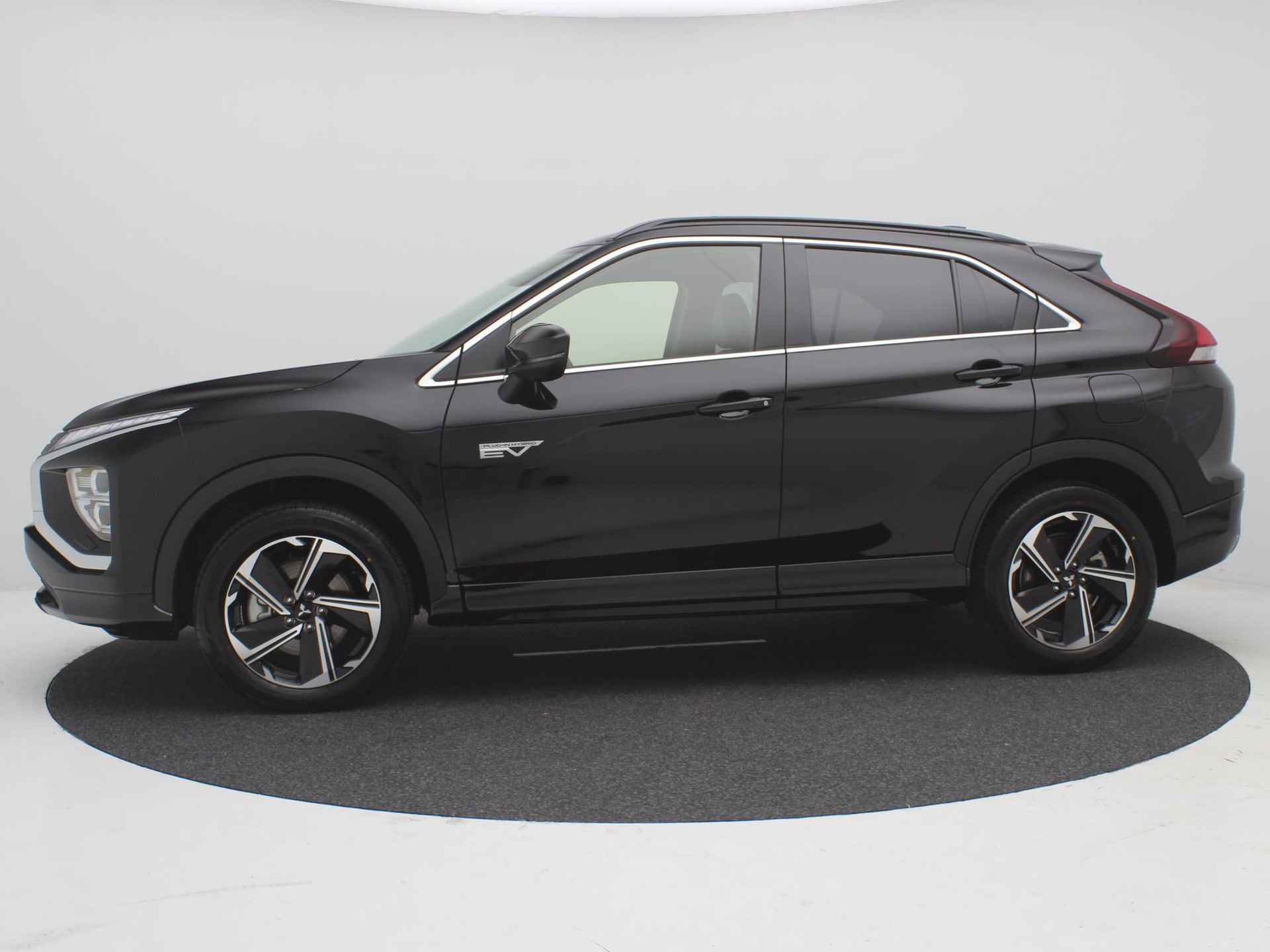 Mitsubishi Eclipse Cross 2.4 PHEV Executive / 8 Jaar Fabrieksgarantie / Navigatie + Apple Carplay/Android Auto / Full Option / Parkeerhulp / Climate control / - 5/52