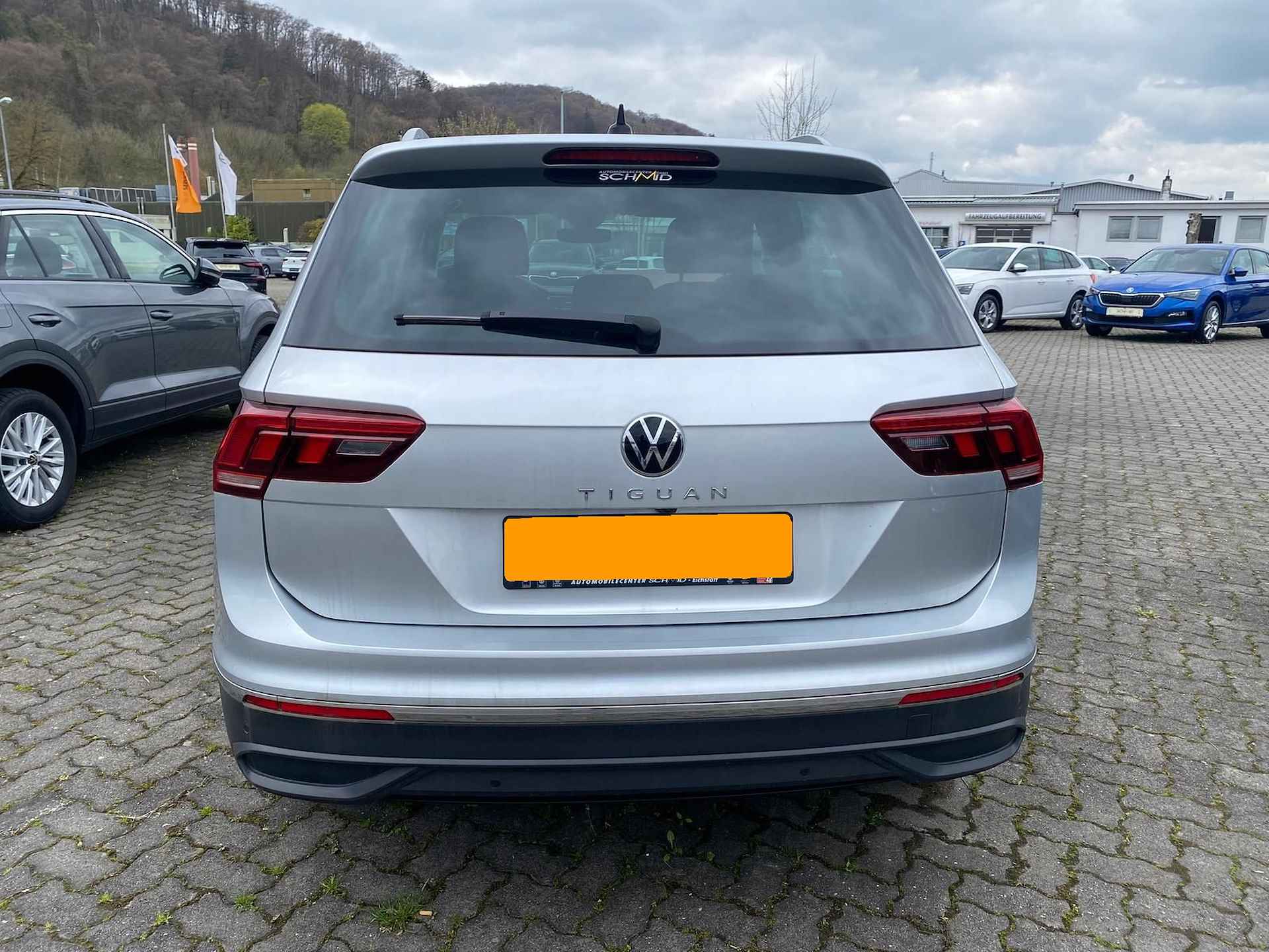 Volkswagen Tiguan 1.5 TSI LIFE DSG Elek. achterklep | Adaptive Cruise | Carplay - 4/10