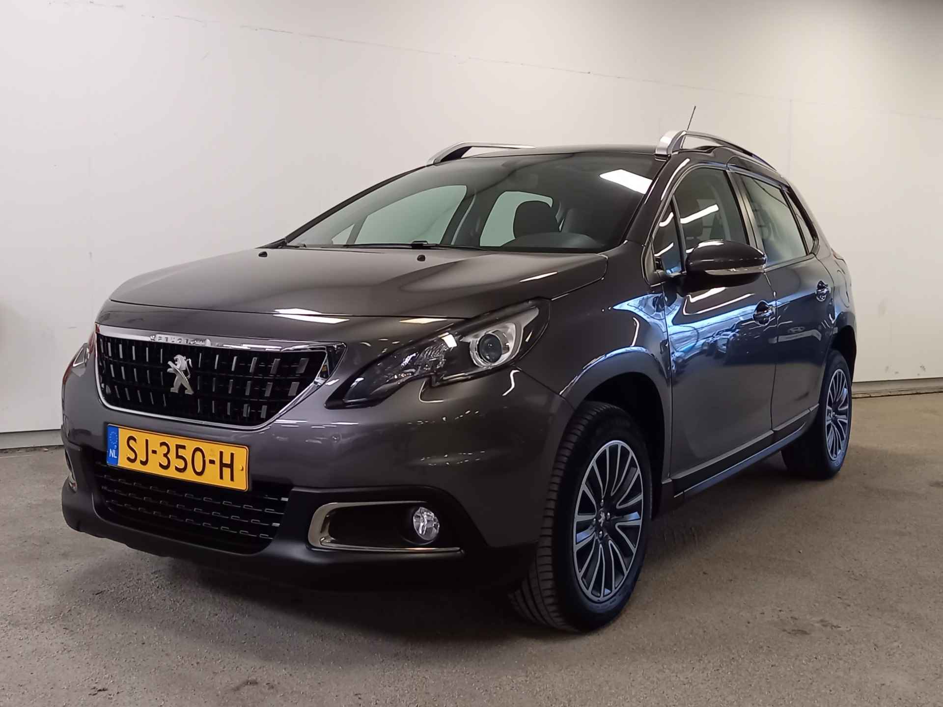 Peugeot 2008 1.2 PureTech Active 110PK - 17/38