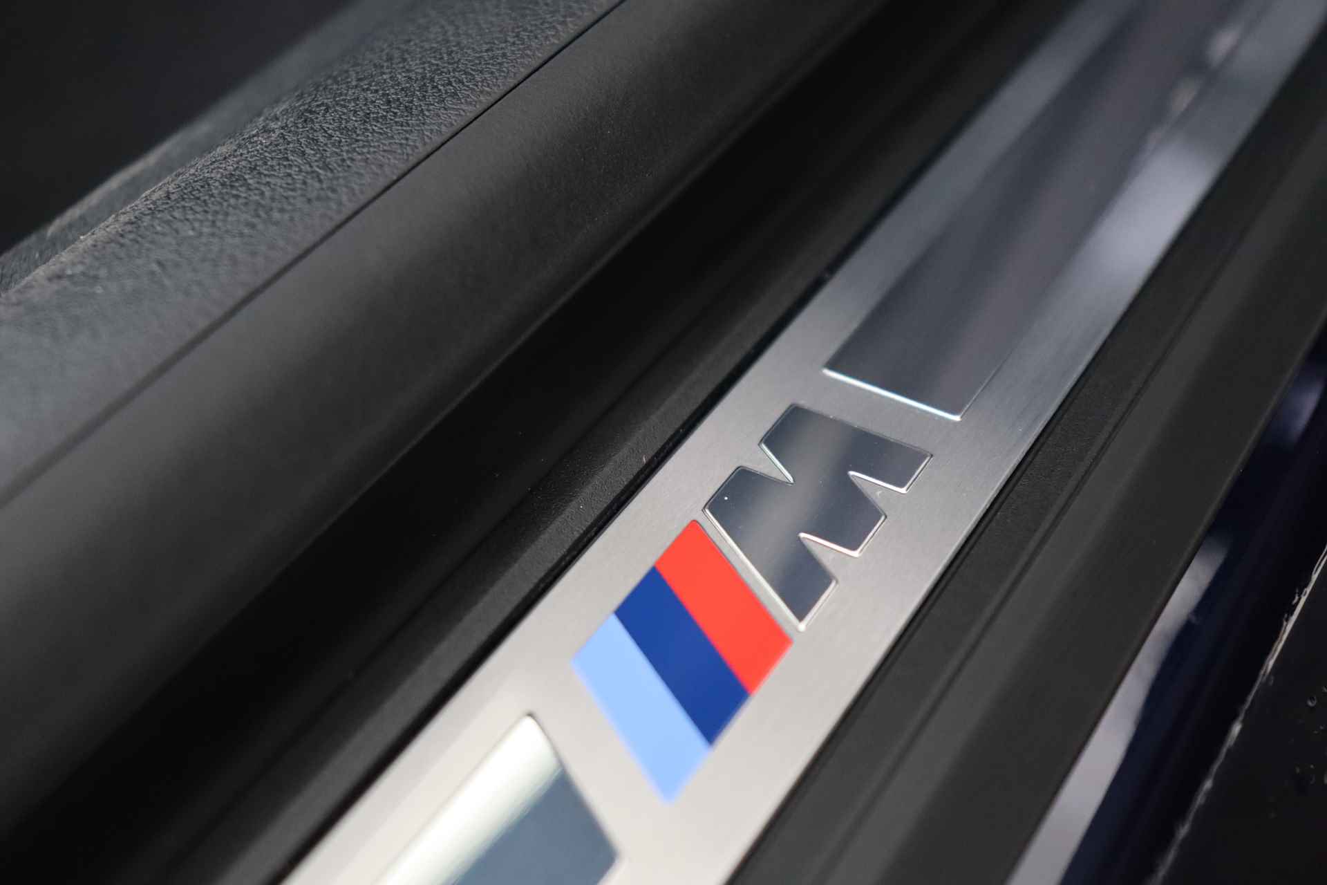 BMW 4 Serie Coupé M440i High Executive Automaat / Schuif-kanteldak / Laserlight / Driving Assistant Professional / M Sportonderstel / Harman Kardon / Parking Assistant Plus - 21/82