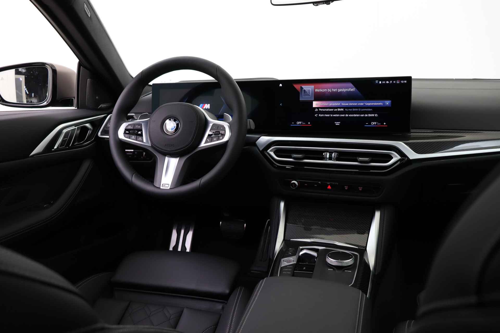 BMW 4 Serie Coupé M440i High Executive Automaat / Schuif-kanteldak / Laserlight / Driving Assistant Professional / M Sportonderstel / Harman Kardon / Parking Assistant Plus - 23/82