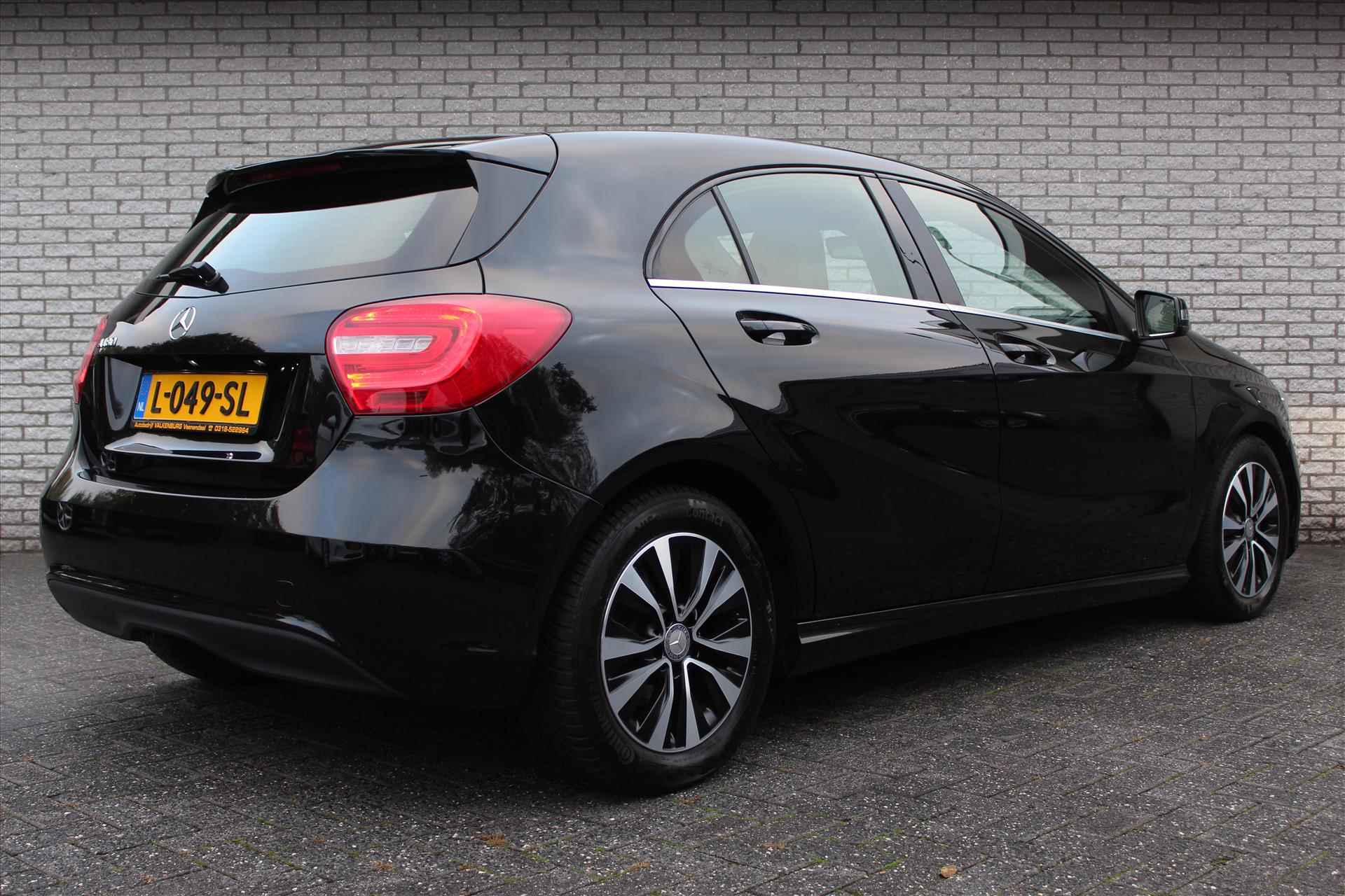 Mercedes A-Klasse A 180 BlueEFFICIENCY 122pk | Camera | NAVI | Cruise | LED - 2/32