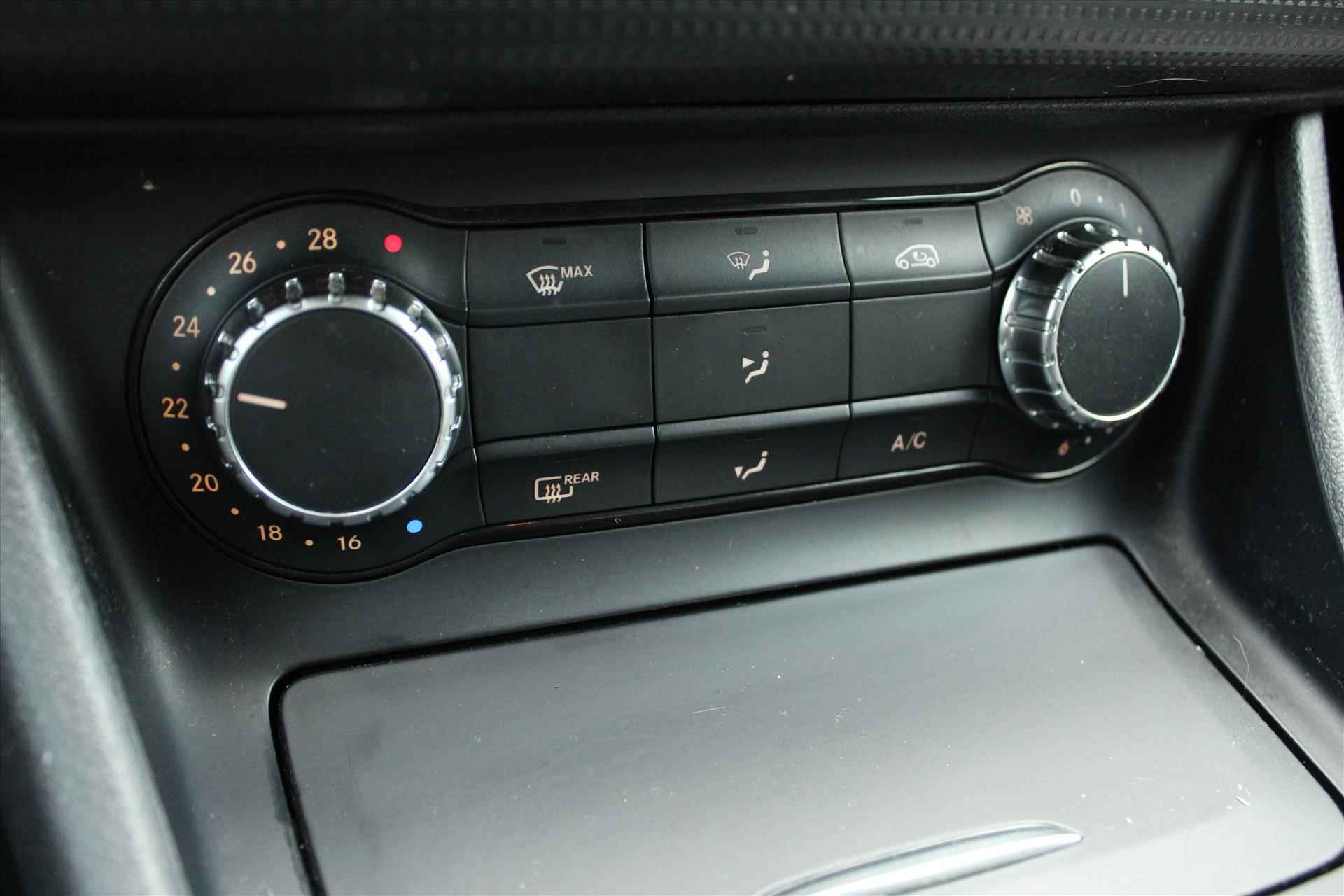 Mercedes A-Klasse A 180 BlueEFFICIENCY 122pk | Camera | NAVI | Cruise | LED - 16/32