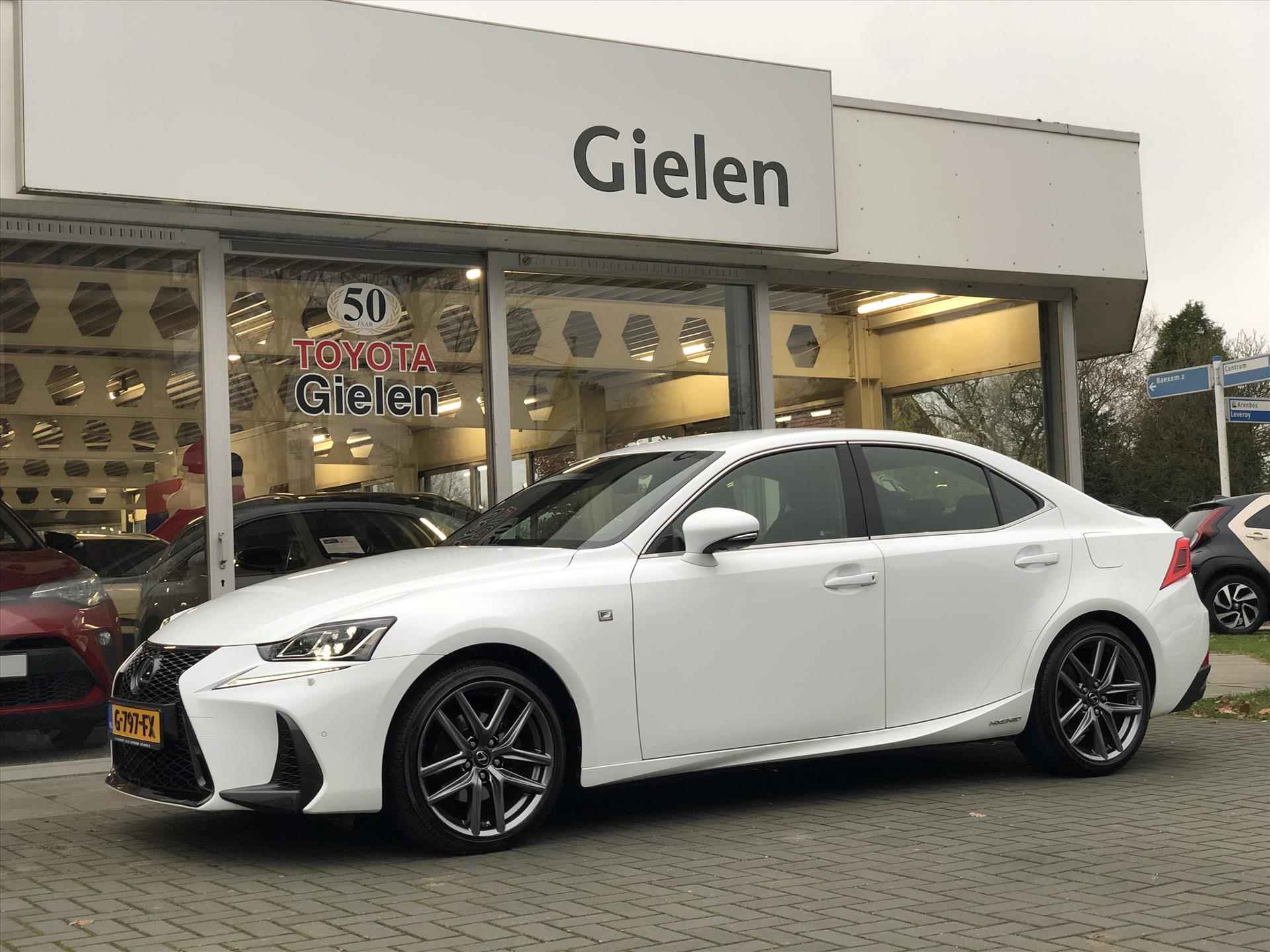 Lexus Is 300h 223pk F Sport Line | Premium Navigatie, Leer, Geheugenfunctie, Stoelventilatie, Parkeersensoren, Adaptive cruise control - 10/48