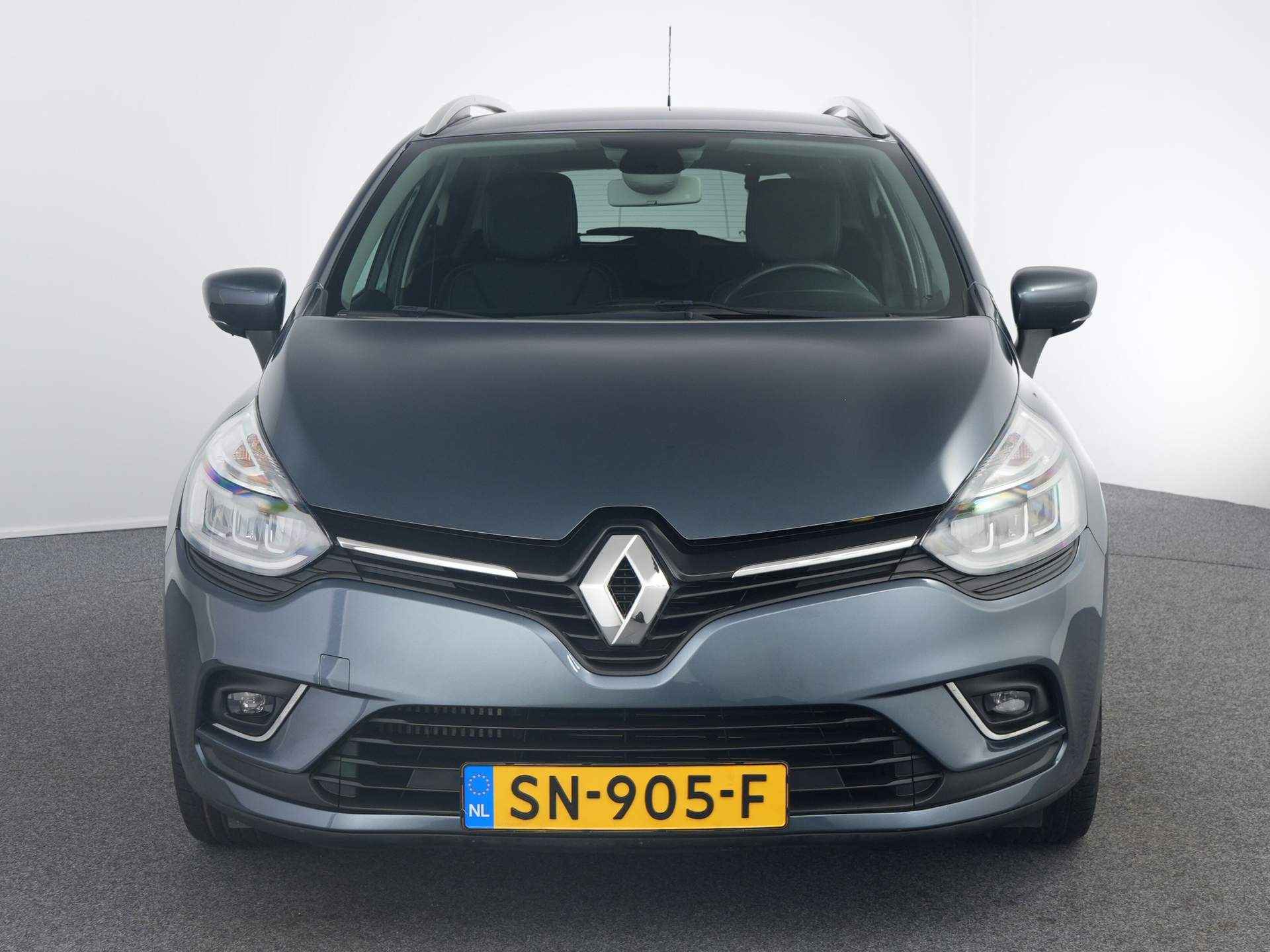 Renault Clio Estate 0.9 TCe Limited - 6/28