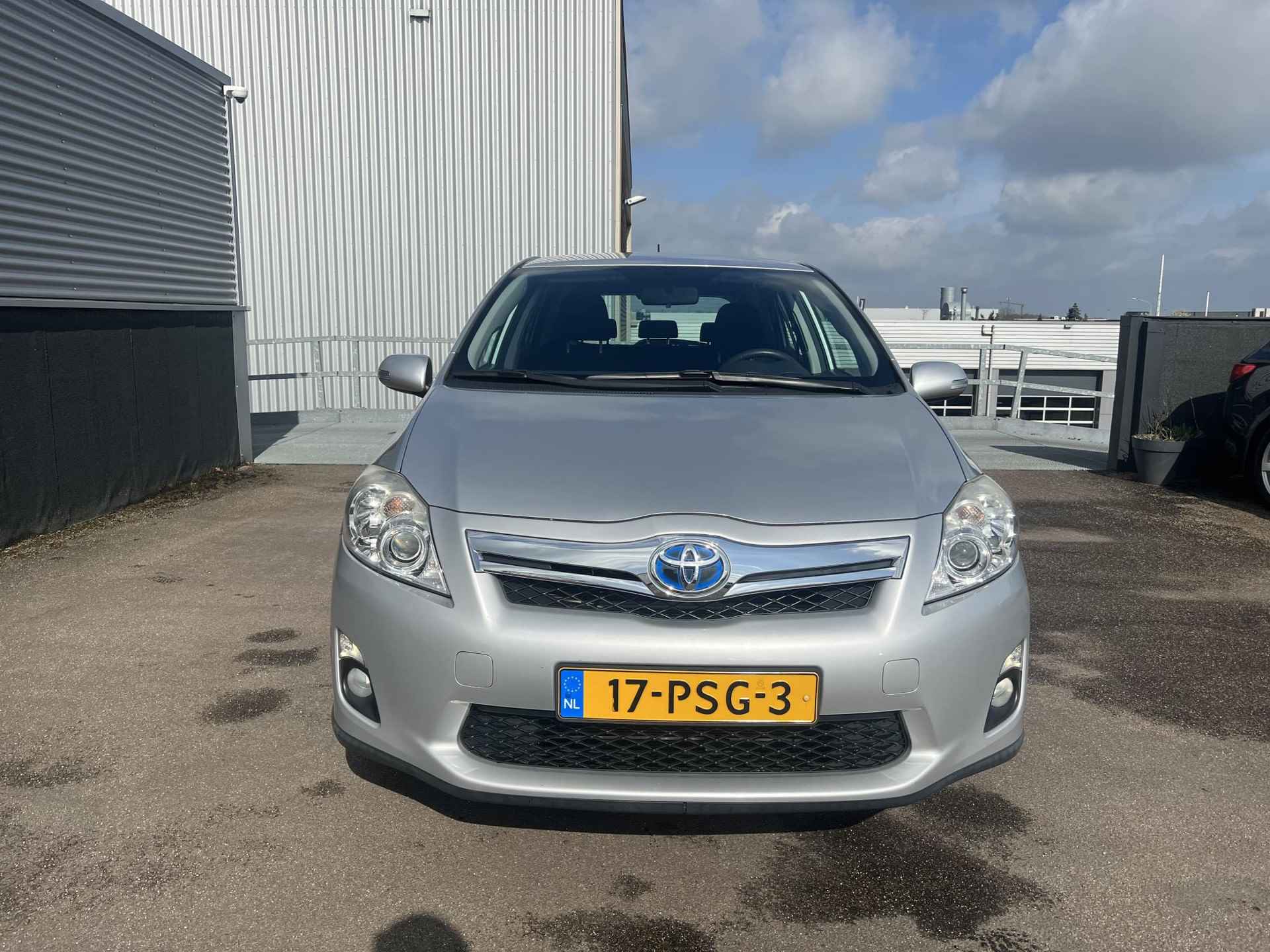 Toyota Auris 1.8 Full Hybrid Aspiration Automaat, Climate control, Cruise control, Parkeersensoren achter, Volledig Dealeronderhoudem, Radio/Cd-Speler, Smart Key - 3/33