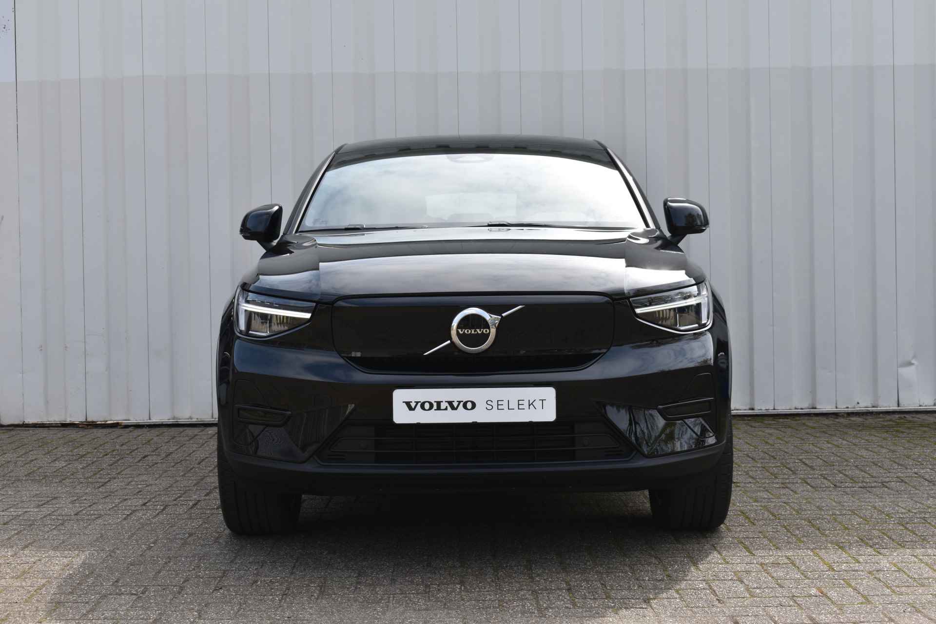 Volvo C40 Recharge 231pk Electric Plus | Panoramadak | Apple CarPlay | 19" | Camera | Warmtepomp - 3/47