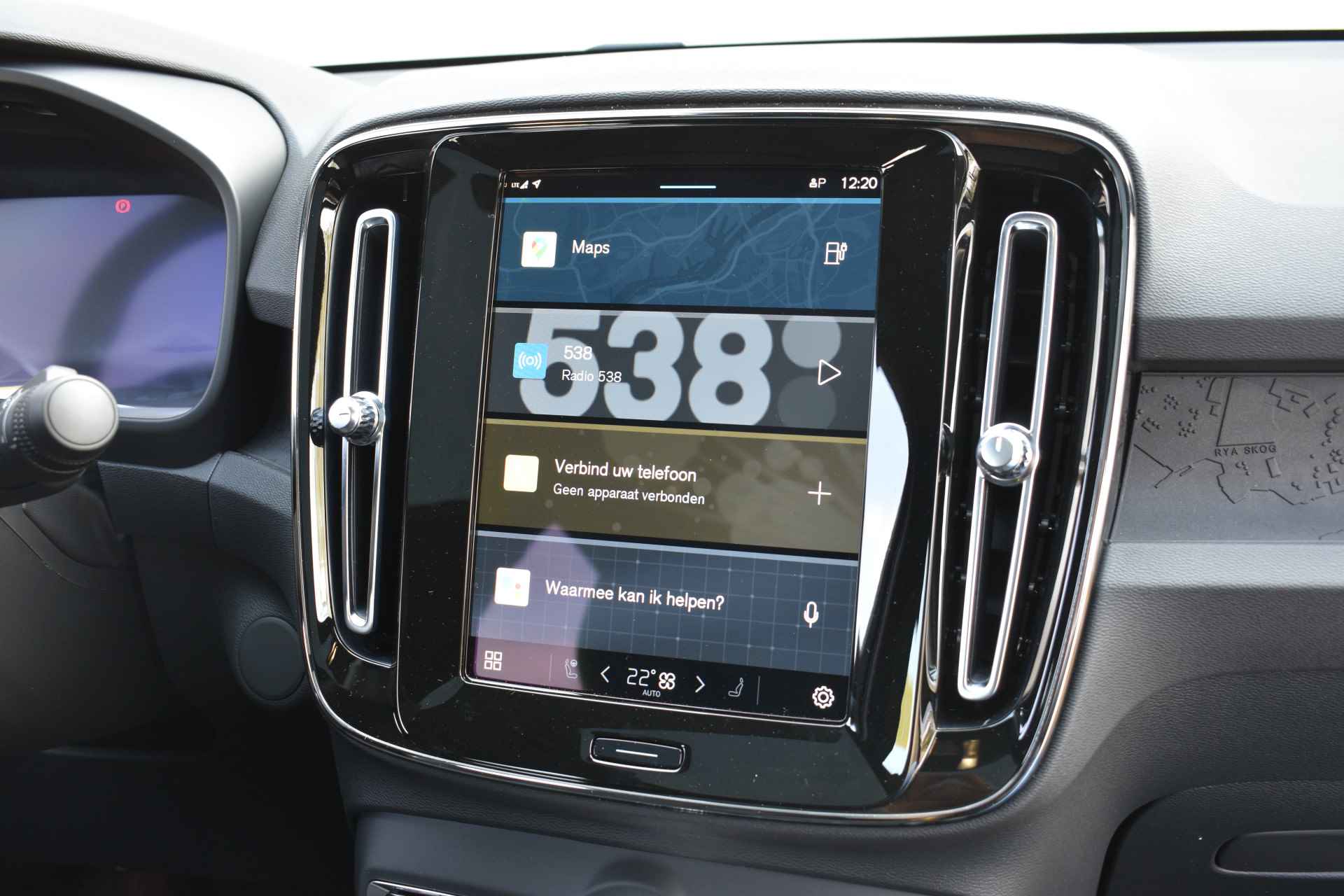 Volvo C40 Recharge 231pk Electric Plus | Panoramadak | Apple CarPlay | 19" | Camera | Warmtepomp - 38/47