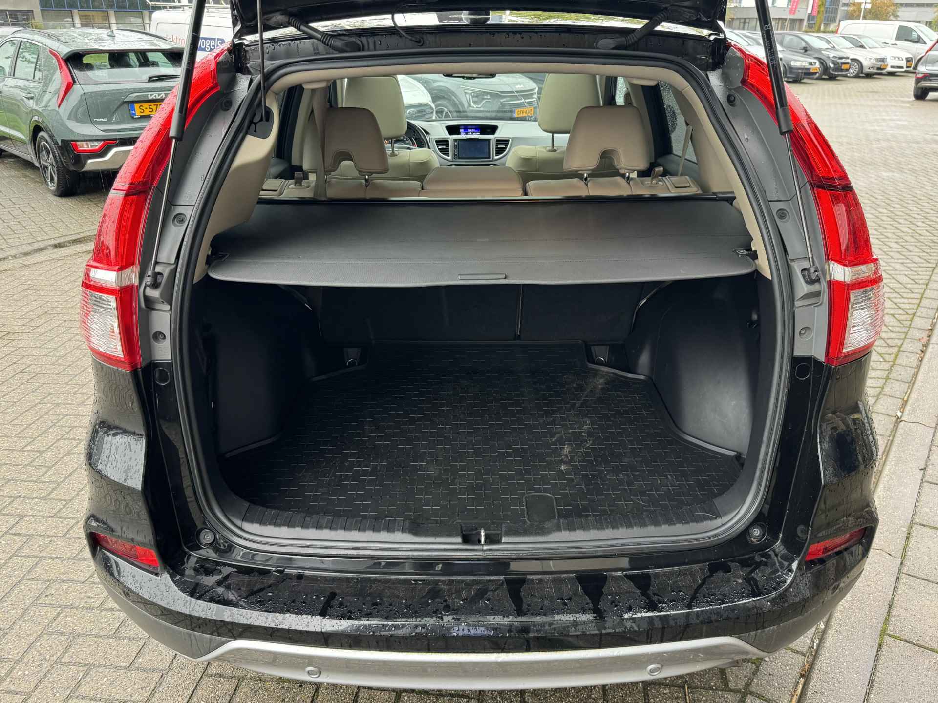 Honda CR-V 2.0 4WD Executive 96dkm Leer Panoramadak 1.500 kg trekgewicht info: 0492588976 - 10/21