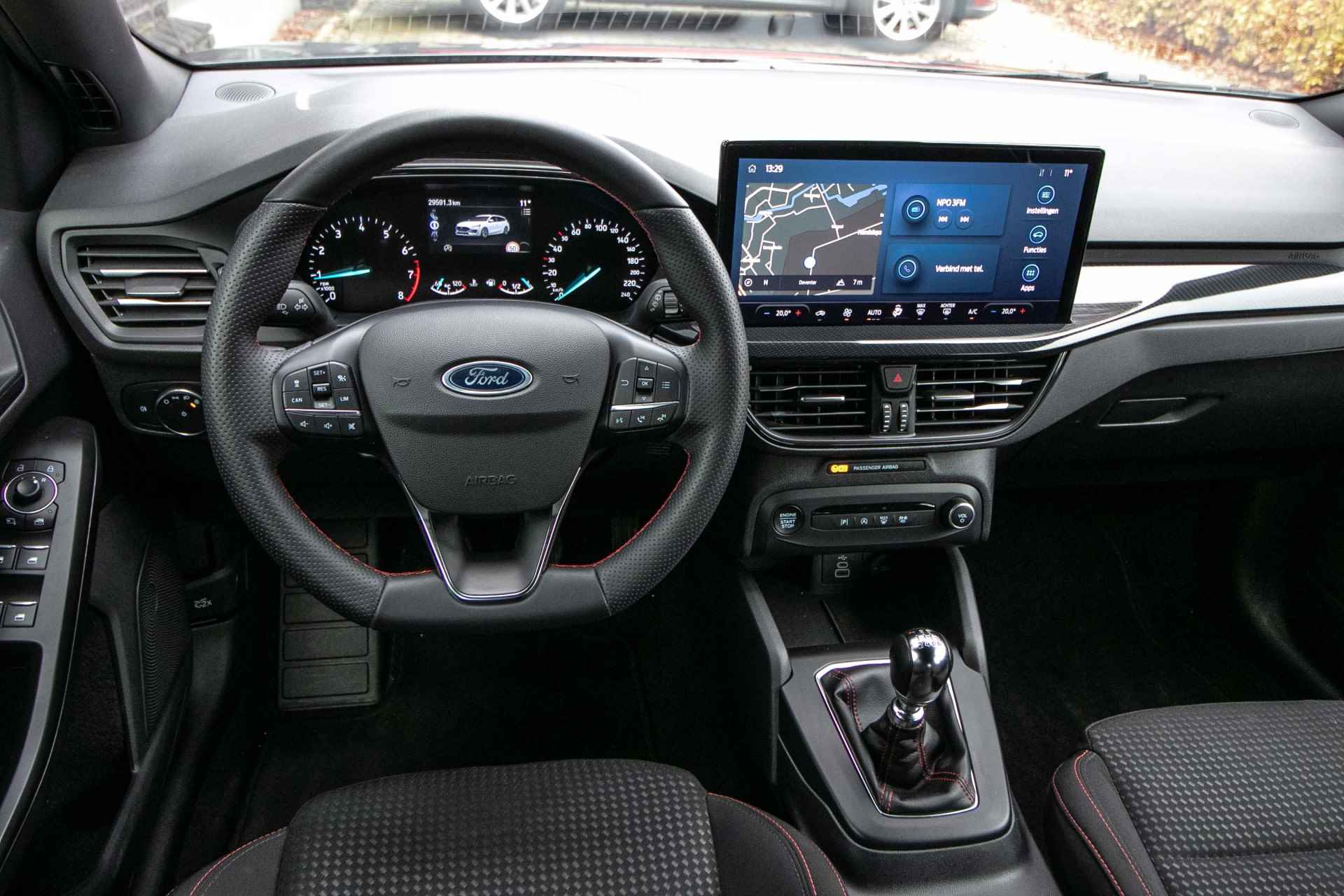 Ford FOCUS Wagon 1.0 EcoBoost Hybrid ST Line - All-in rijklrprs | Carplay | Adpt. cruise | Camera | Dode herk. - 14/38