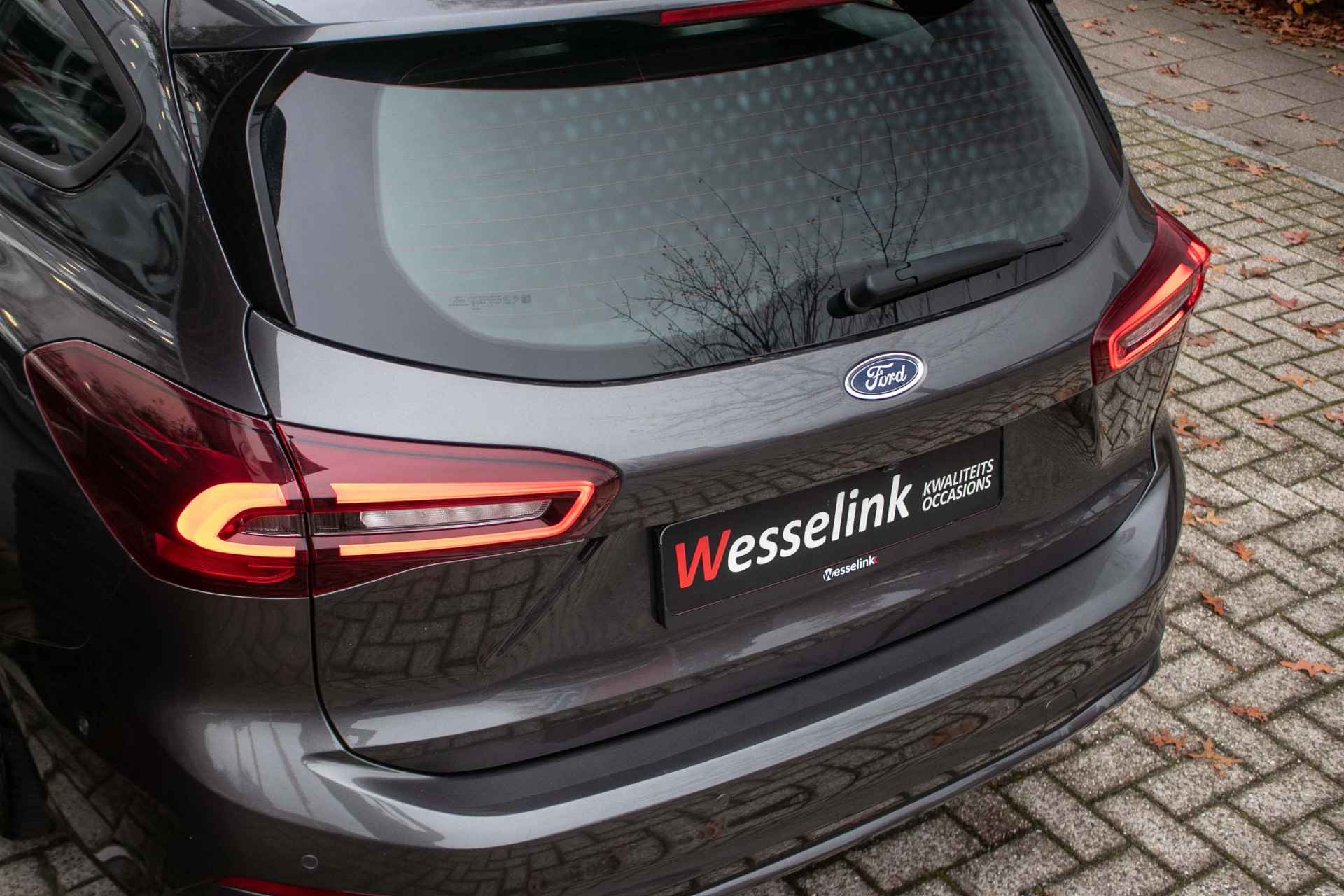 Ford FOCUS Wagon 1.0 EcoBoost Hybrid ST Line - All-in rijklrprs | Carplay | Adpt. cruise | Camera | Dode herk. - 23/38