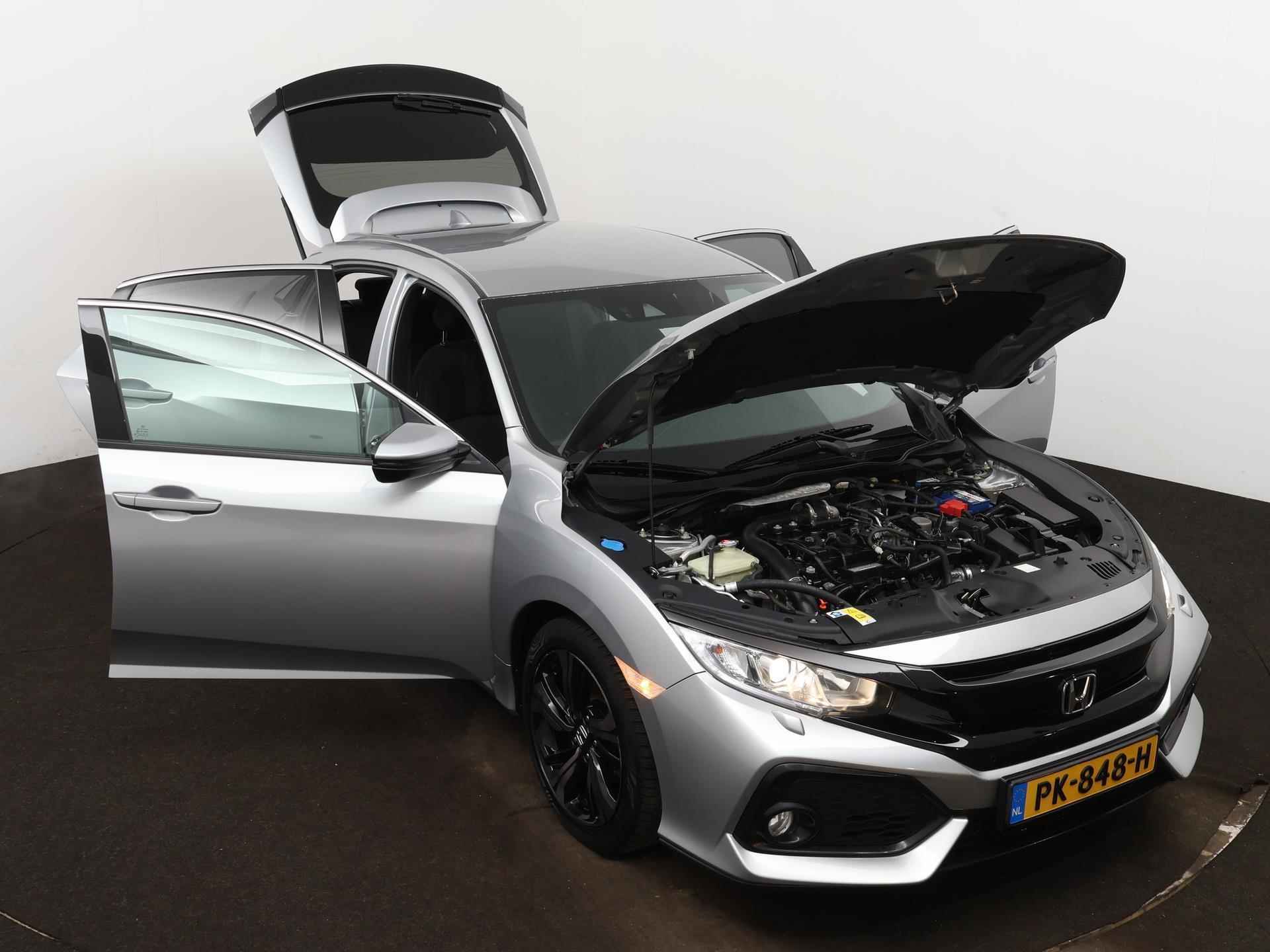 Honda Civic 1.0 i-VTEC Elegance | Navigatie | Camera | Climate control | Stoelverwarming - 12/38