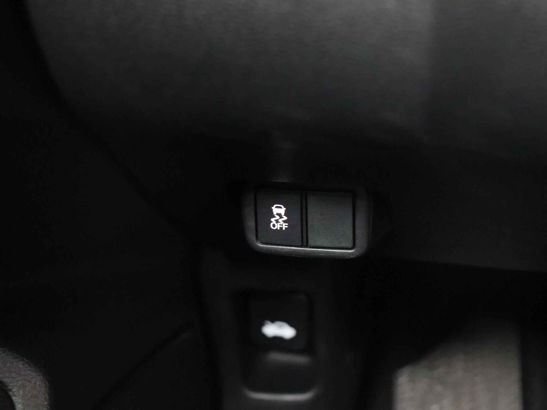 Honda Civic 1.0 i-VTEC Elegance | Navigatie | Camera | Climate control | Stoelverwarming - 14/38