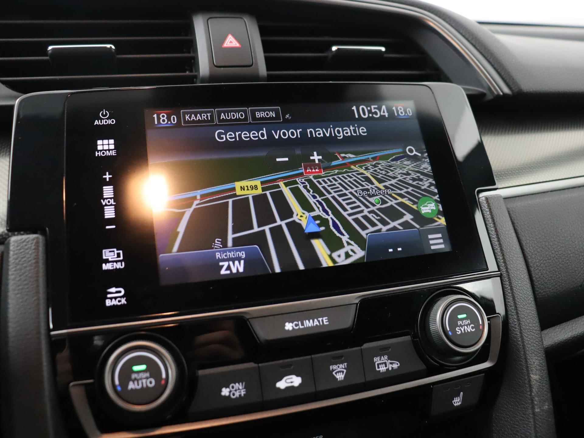 Honda Civic 1.0 i-VTEC Elegance | Navigatie | Camera | Climate control | Stoelverwarming - 29/38