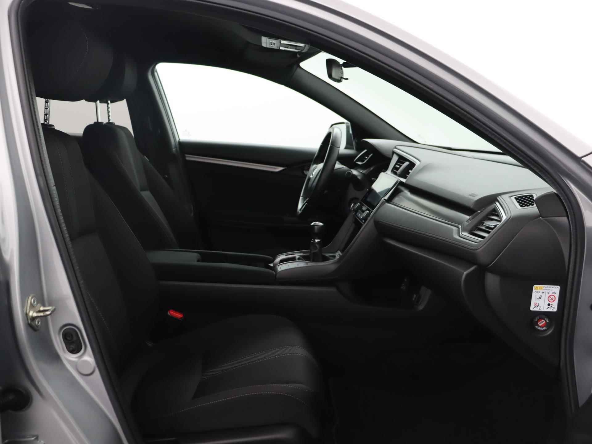 Honda Civic 1.0 i-VTEC Elegance | Navigatie | Camera | Climate control | Stoelverwarming - 36/38