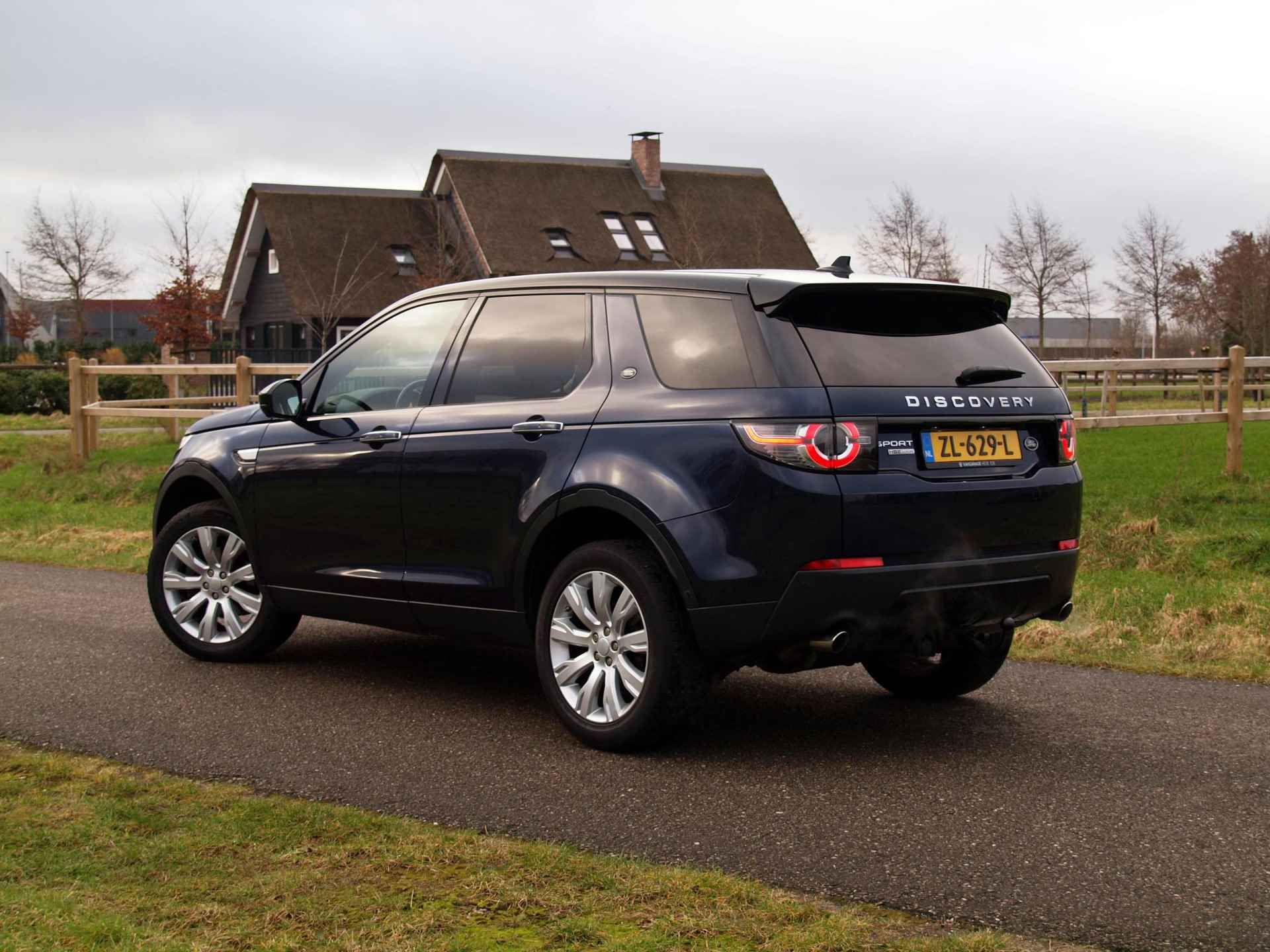 Land Rover Discovery Sport 2.0 Si4 4WD HSE Luxury | Camera | Cruise Control | Bluetooth | Trekhaak | - 12/45