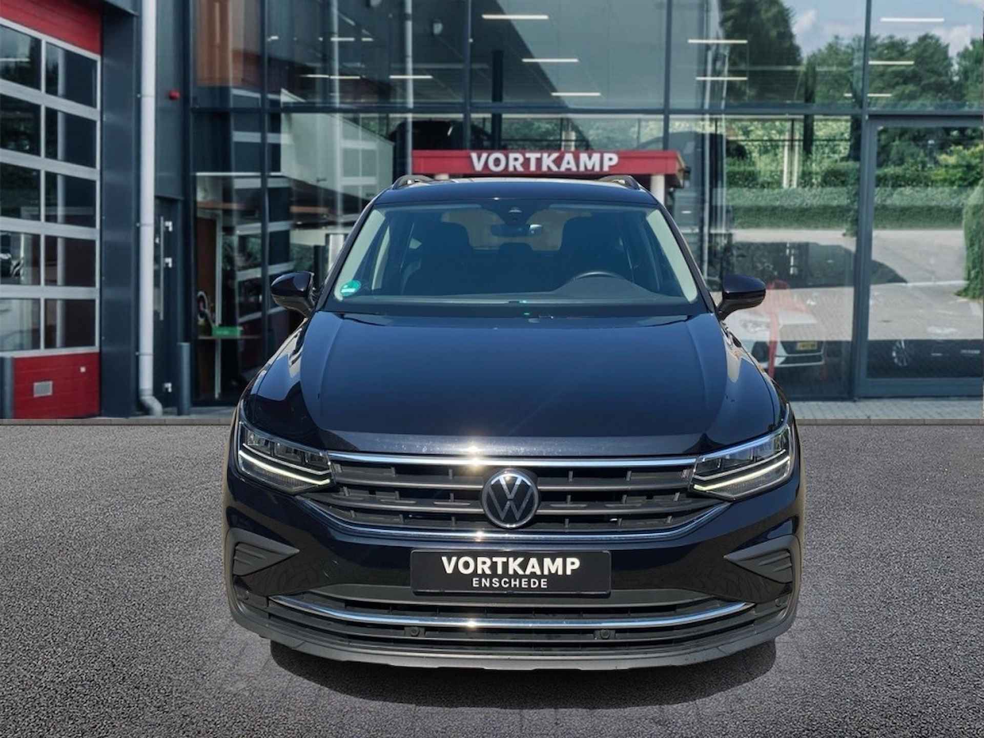 VOLKSWAGEN Tiguan 1.5 TSI EHYBRID LIFE NAVI/ACC/DIGITALE-COCKPIT/LED - 2/23