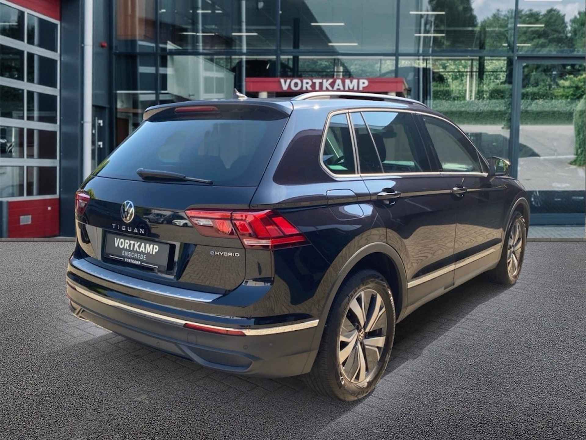 VOLKSWAGEN Tiguan 1.5 TSI EHYBRID LIFE NAVI/ACC/DIGITALE-COCKPIT/LED - 5/23