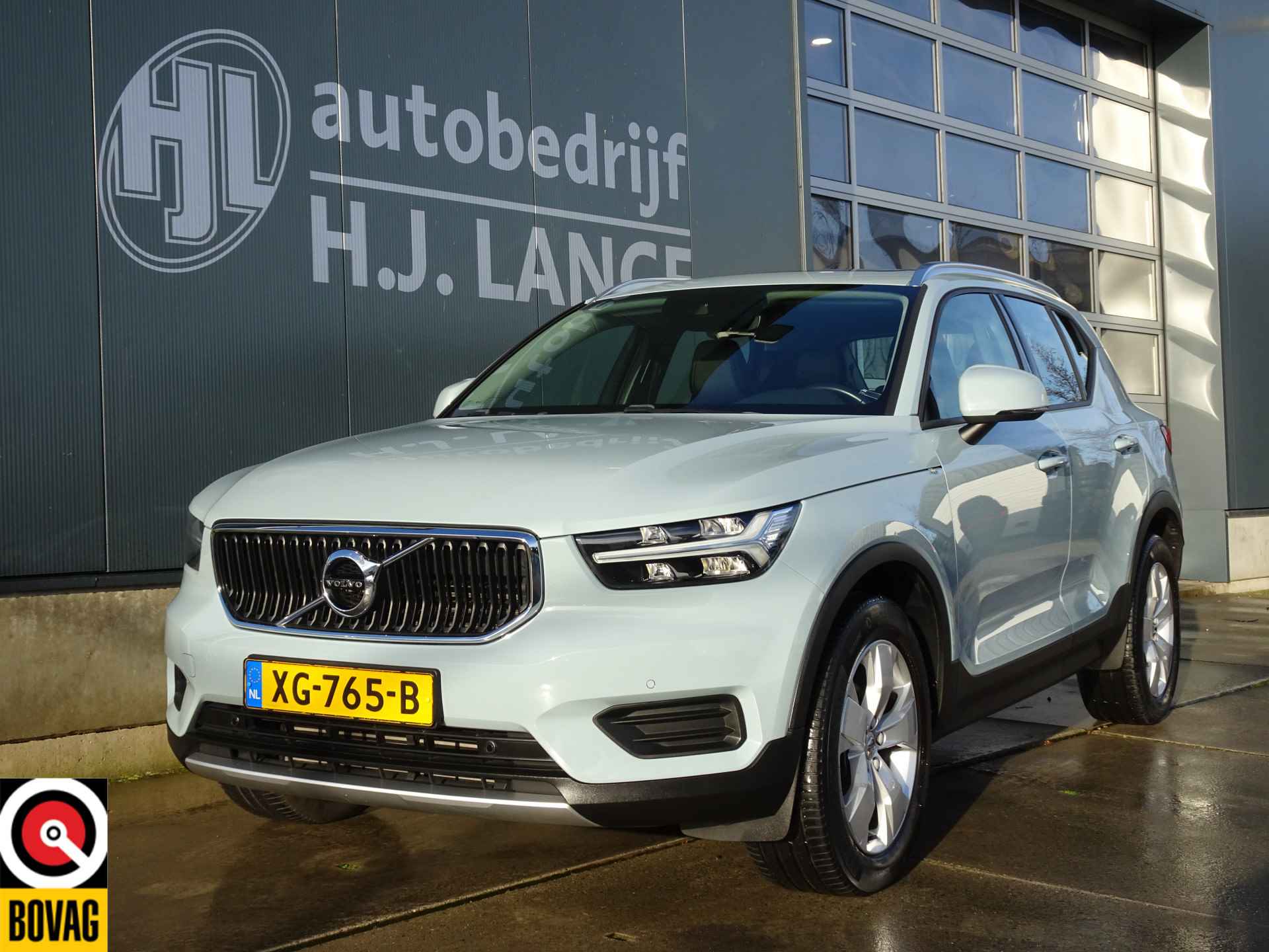 Volvo XC40 1.5 T3 Momentum pano dak - 2/46