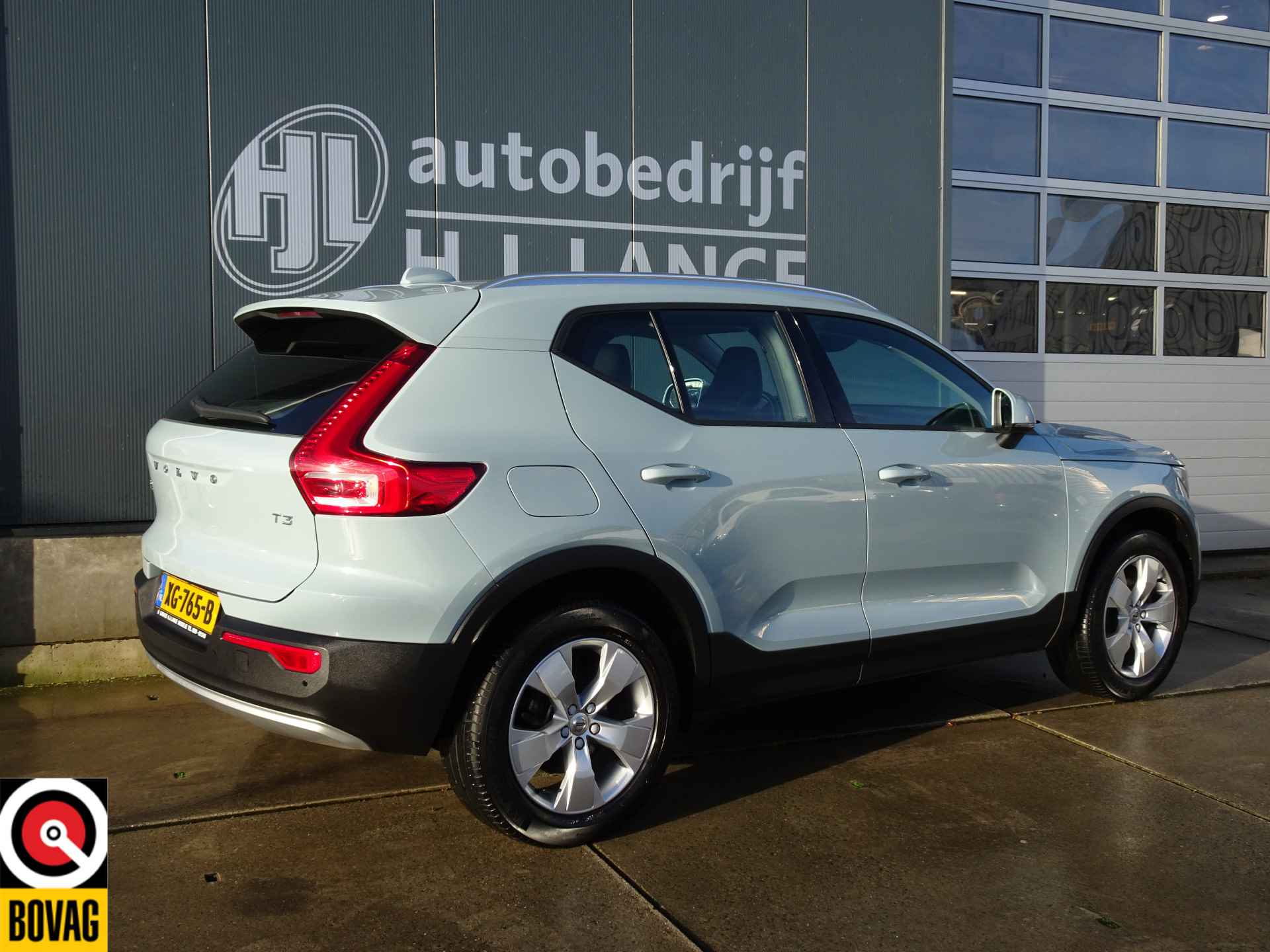 Volvo XC40 1.5 T3 Momentum pano dak - 8/46