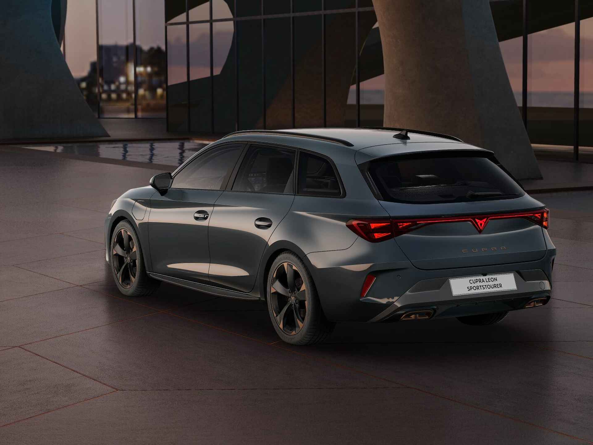 CUPRA Leon Sportstourer 1.5 TSI e-Hybrid 204 6DSG Business - 7/18