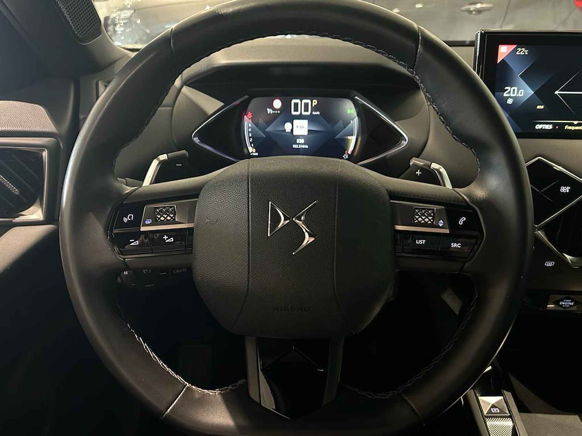 DS 3 Crossback 130PK So Chic | AUTOMAAT | ADAPTIVE CRUISE CONTROL | NAV | CLIMATE | CARPLAY ANDROID AUTO | - 16/38