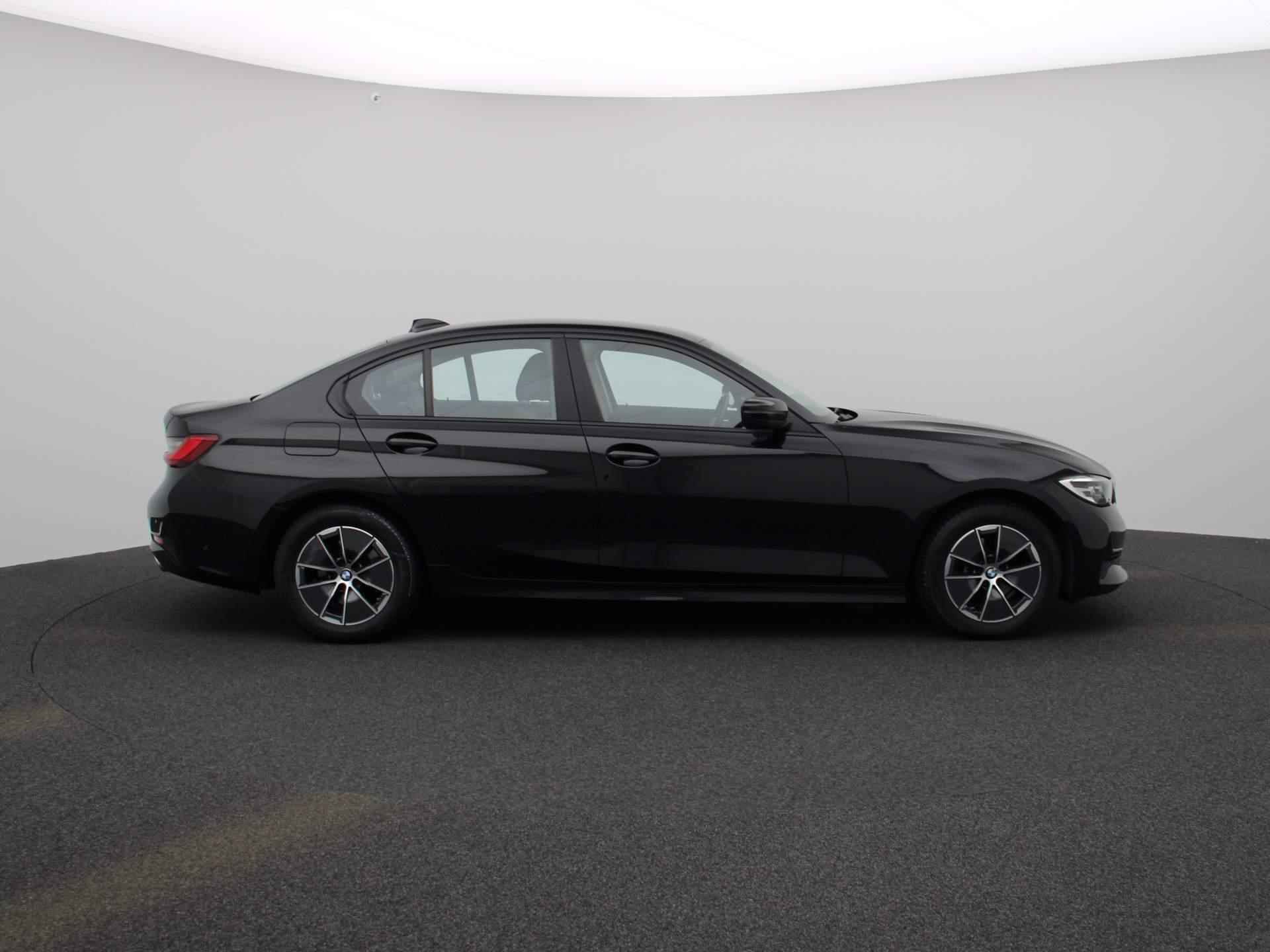 BMW 3-serie 316d Business Edition Plus | Apple Carplay/Android Auto | DAB+ | Rijstrooksensor | WiFi | HiFi System | Sportstoelen | Voorstoelen Verwarmd | PDC voor/achter | 12 Maanden BOVAG Garantie | - 6/37