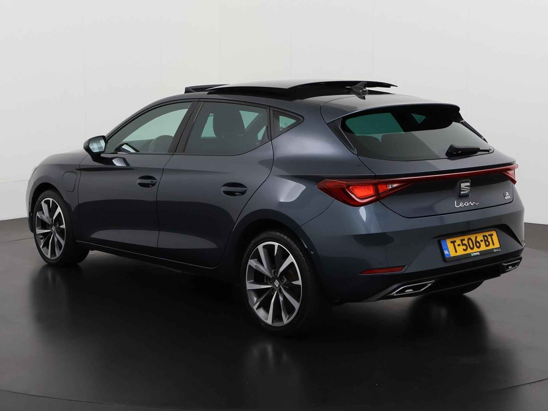 SEAT Leon Sportstourer 1.4 TSI eHybrid PHEV FR Business Intense | Panoramadak | Camera | Adaptief demping | Zondag Open! - 6/49