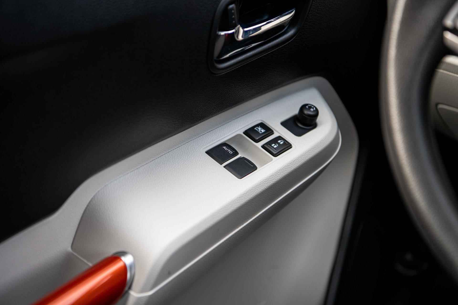 Suzuki Ignis 1.2 90pk Intro Select | Airco | Achteruitrijcamera | Stoelverwarming | Hoge Zit | Verschuifbare Achterbank | - 14/38