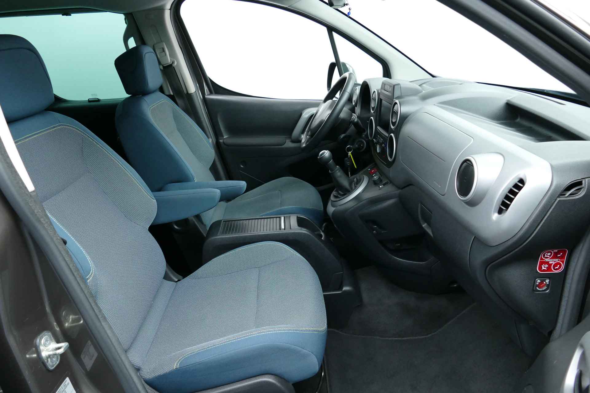 Citroën Berlingo Multispace 1.2 110pk XTR. Navi, Camera, Airco, Cruise, PDC V+A, Haak 1300kg - 3/32