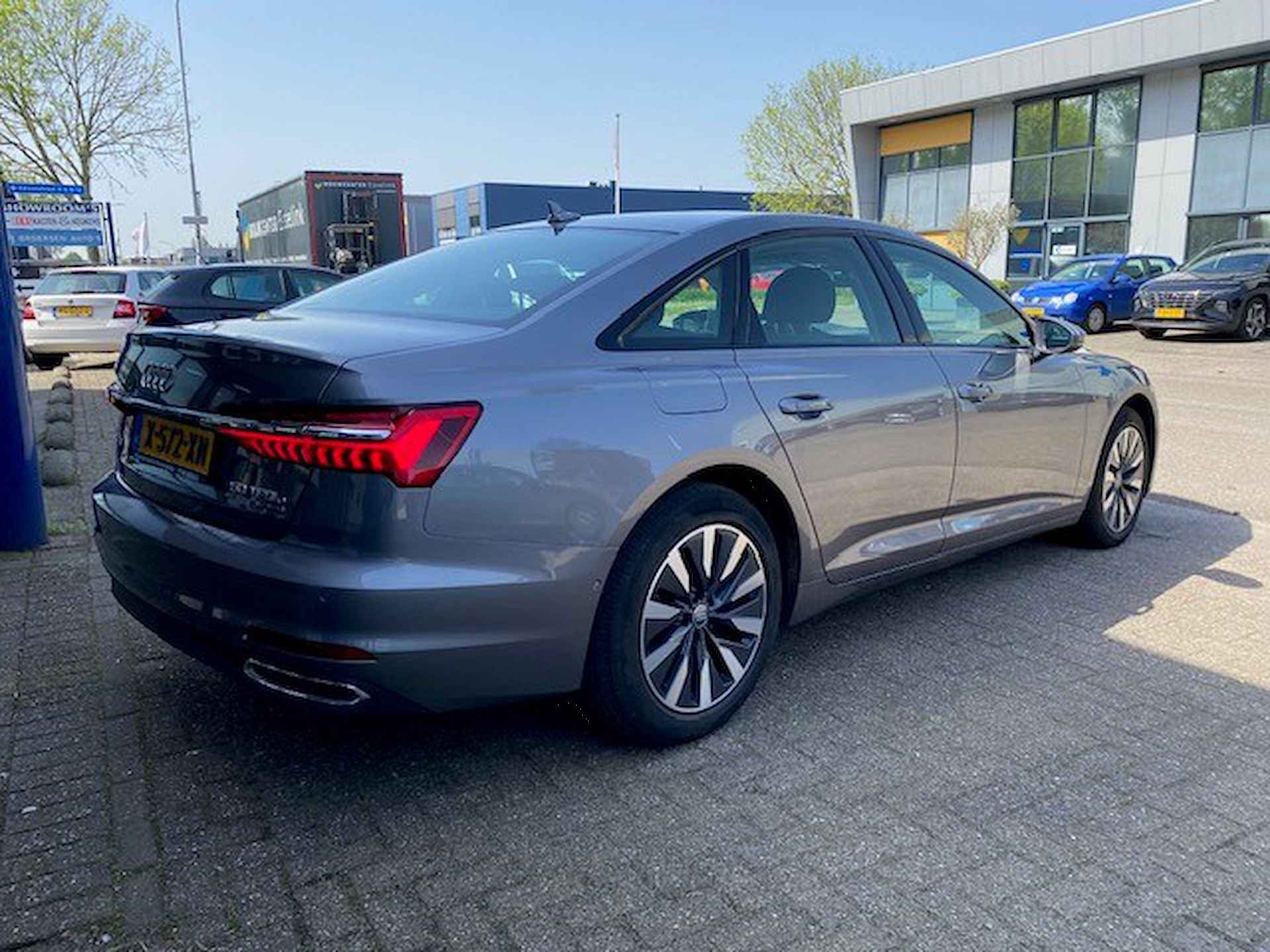 Audi A6 50 TFSI e quattro Business Edition met 360 camera en Stoelv. - 10/42