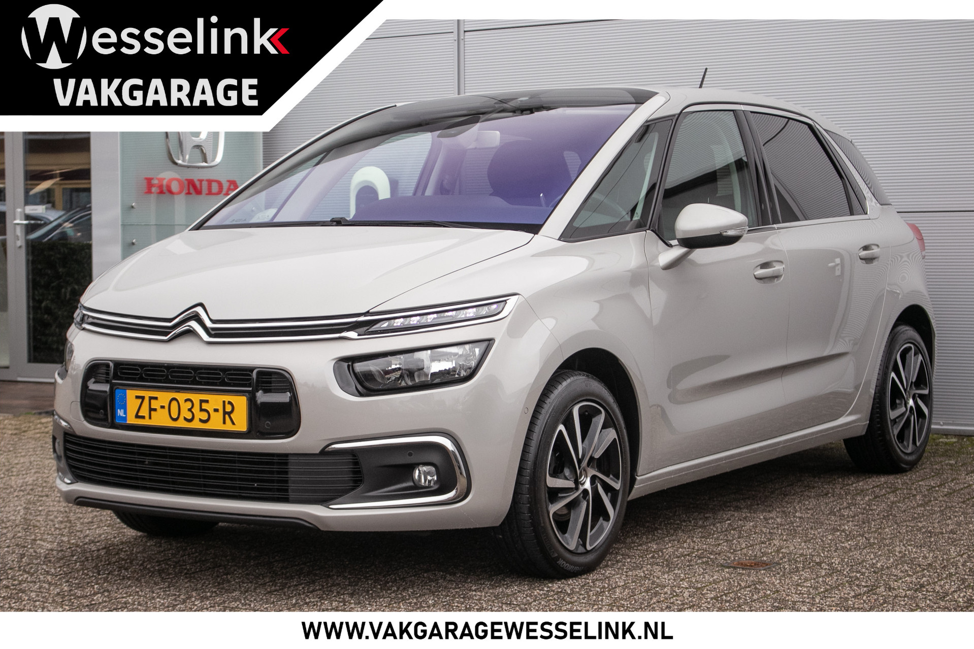 Citroën C4 Picasso 1.2 PureTech Feel - All-in rijklrprs | trekhaak | massagestoelen | Nav | Cam