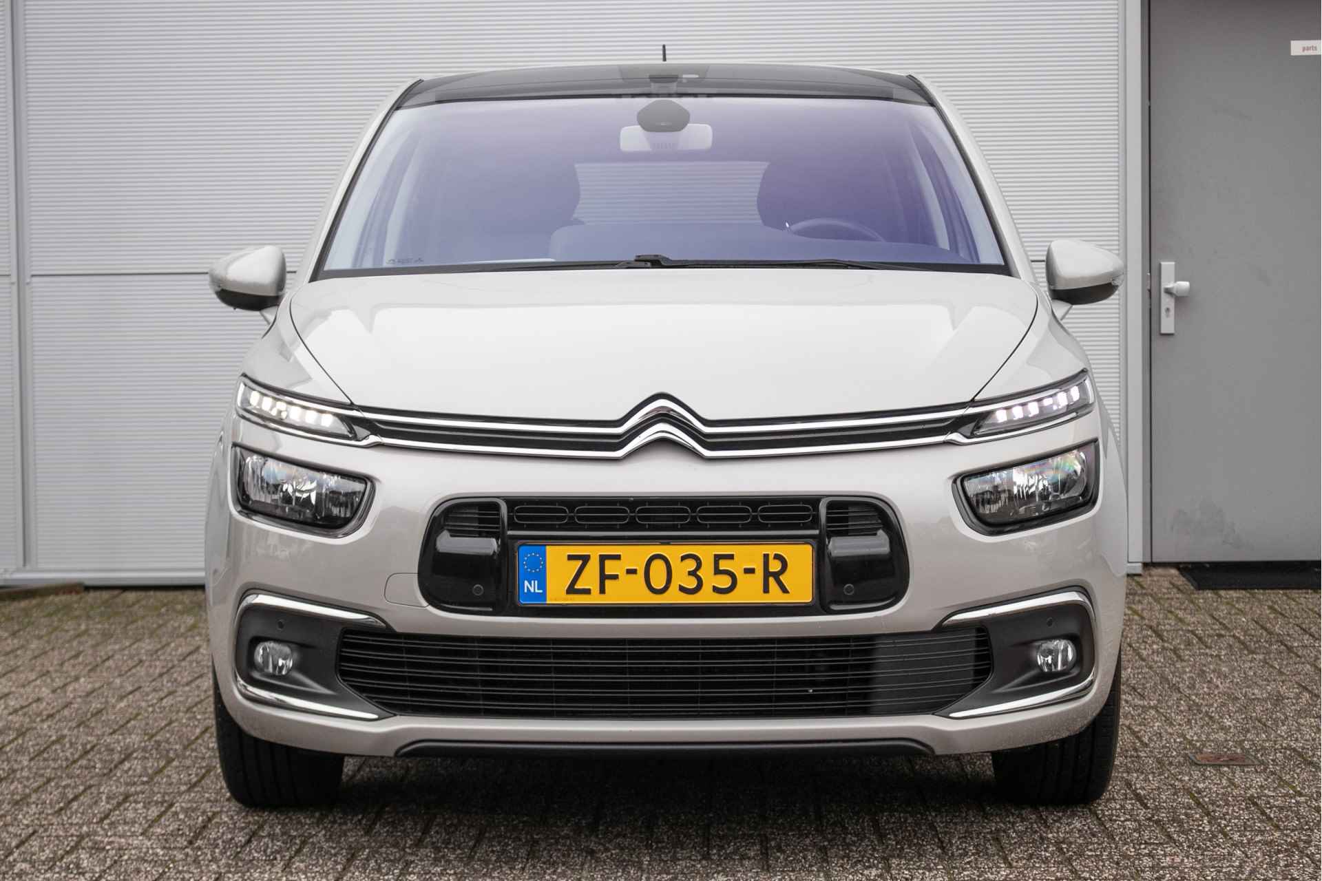 Citroën C4 Picasso 1.2 PureTech Feel - All-in rijklrprs | trekhaak | massagestoelen | Nav | Cam - 12/48