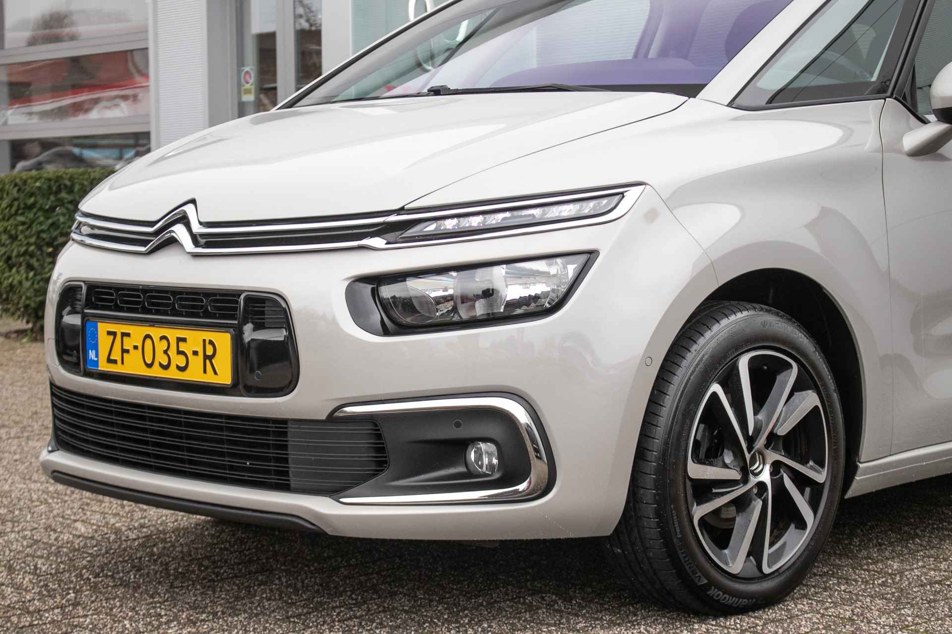 Citroën C4 Picasso 1.2 PureTech Feel - All-in rijklrprs | trekhaak | massagestoelen | Nav | Cam - 37/48