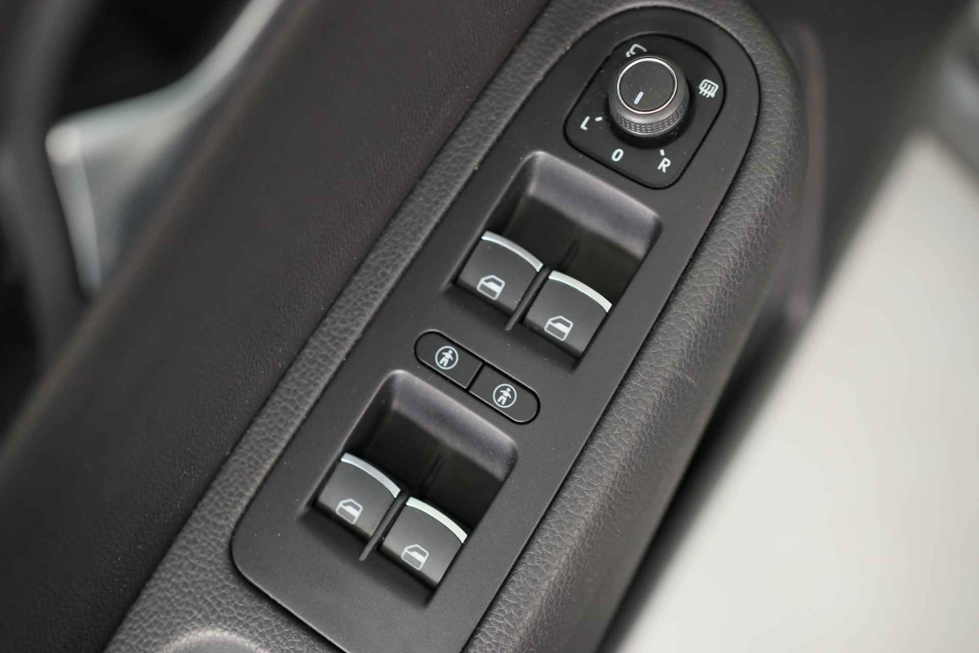 SEAT Alhambra 1.4 TSI FR Business Intense 7p | Dealer Onderhouden! | Open Dak | Xenon | Navi | Camera | Cruise Adaptive | Clima | Stoelverwarm - 36/45