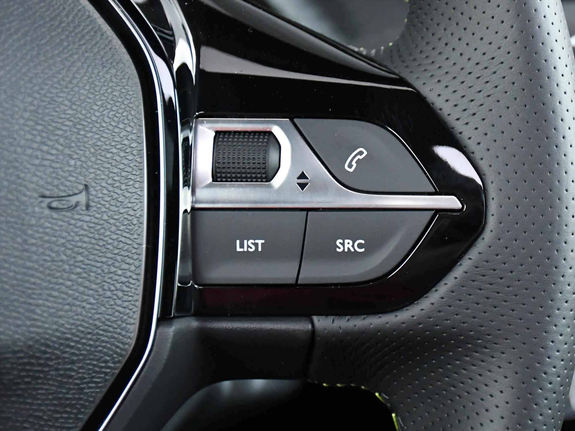 Peugeot e-2008 EV GT 54kWh 156pk Automaat SCHUIF-DAK | 18''LM | DODE HOEK | PDC + 360° CAM. | STANDKACHEL | ADAPT. CRUISE - 30/40