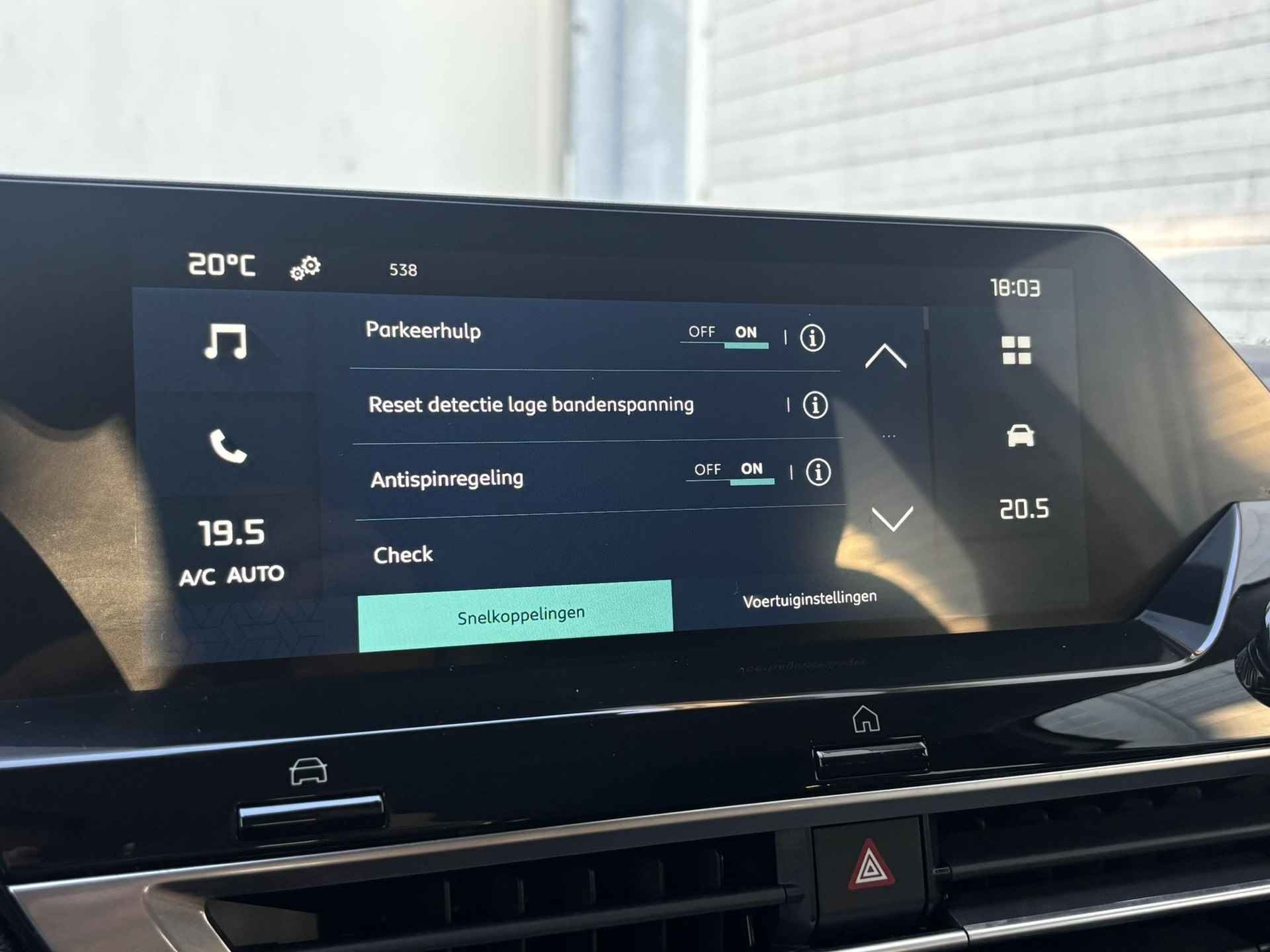 Citroën ë-C4 5-deurs Feel EV 50kWh 136pk AUTOMAAT | APPLE CARPLAY / ANDROID AUTO | CAMERA | CLIMA | CRUISE CONTROL | DAB+ | - 35/59