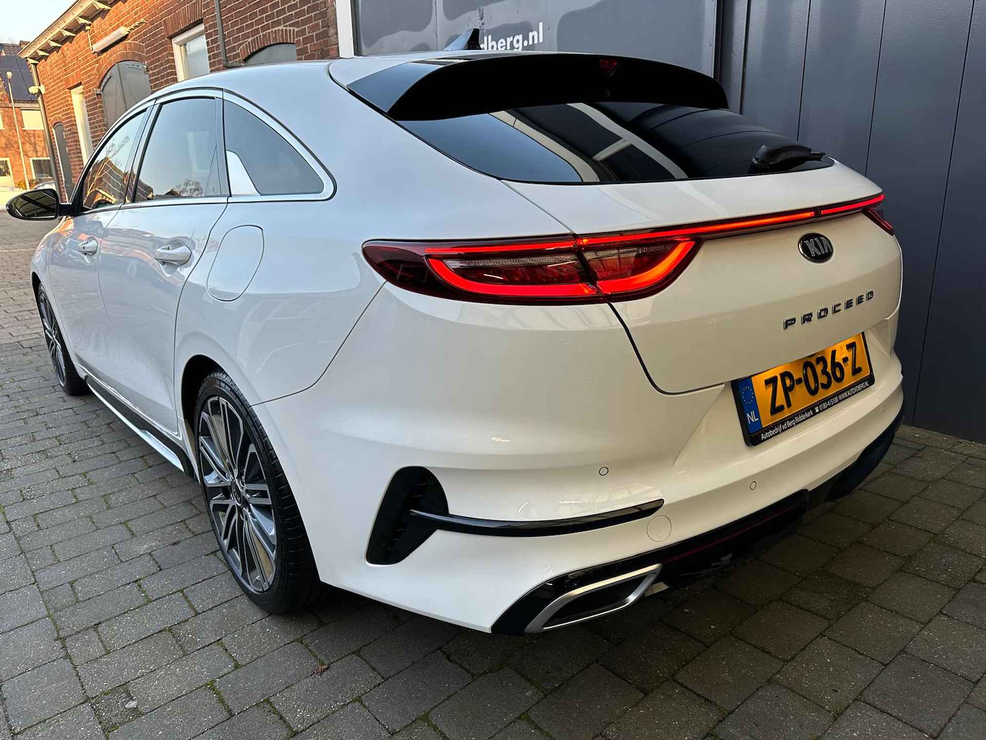 Kia ProCeed 1.4 T-GDI GT-PlusLine Automaat | Pano | Carplay | Achterklep elektr. | - 2/33