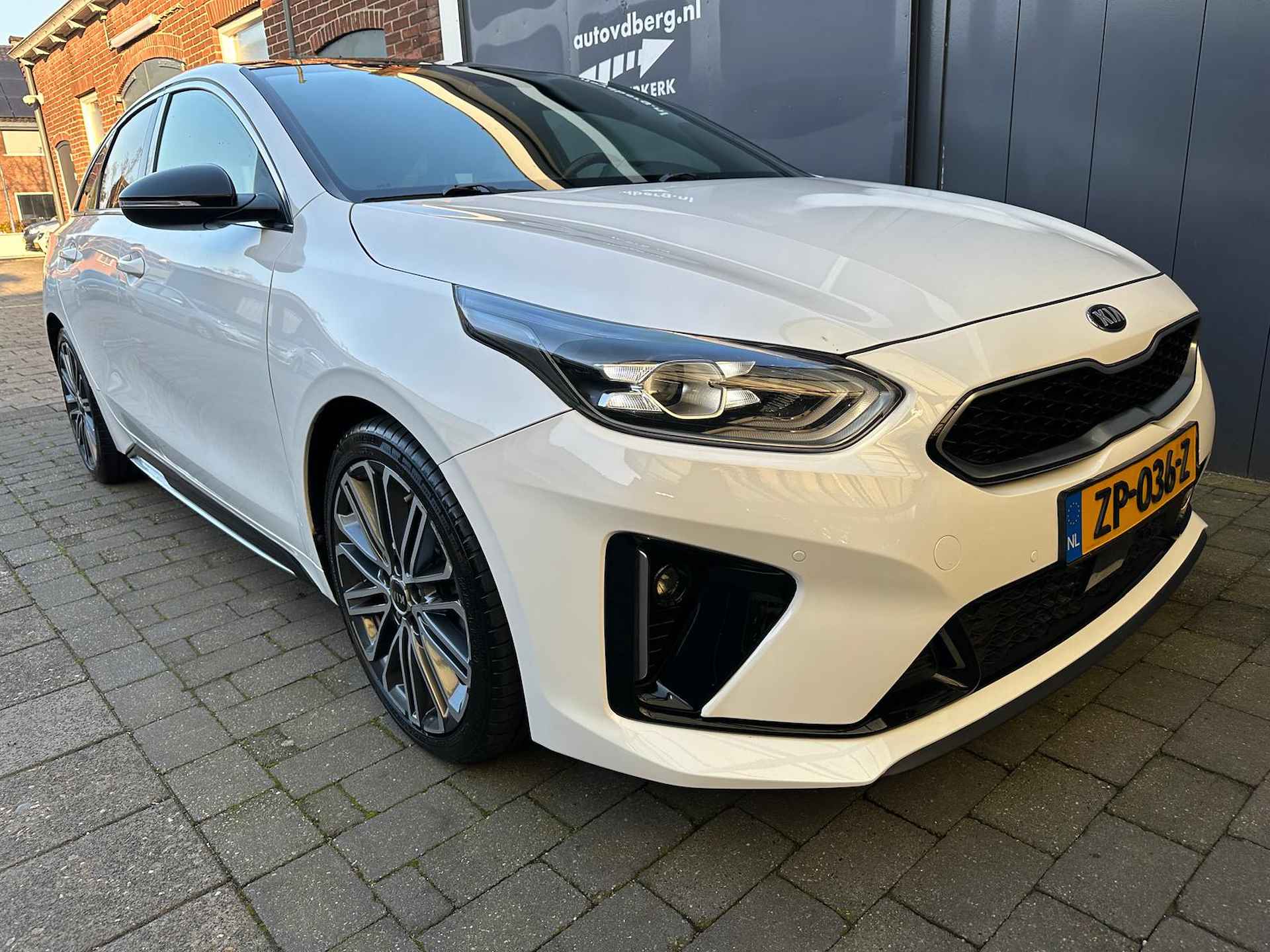 Kia ProCeed 1.4 T-GDI GT-PlusLine Automaat | Pano | Carplay | Achterklep elektr. | - 3/33