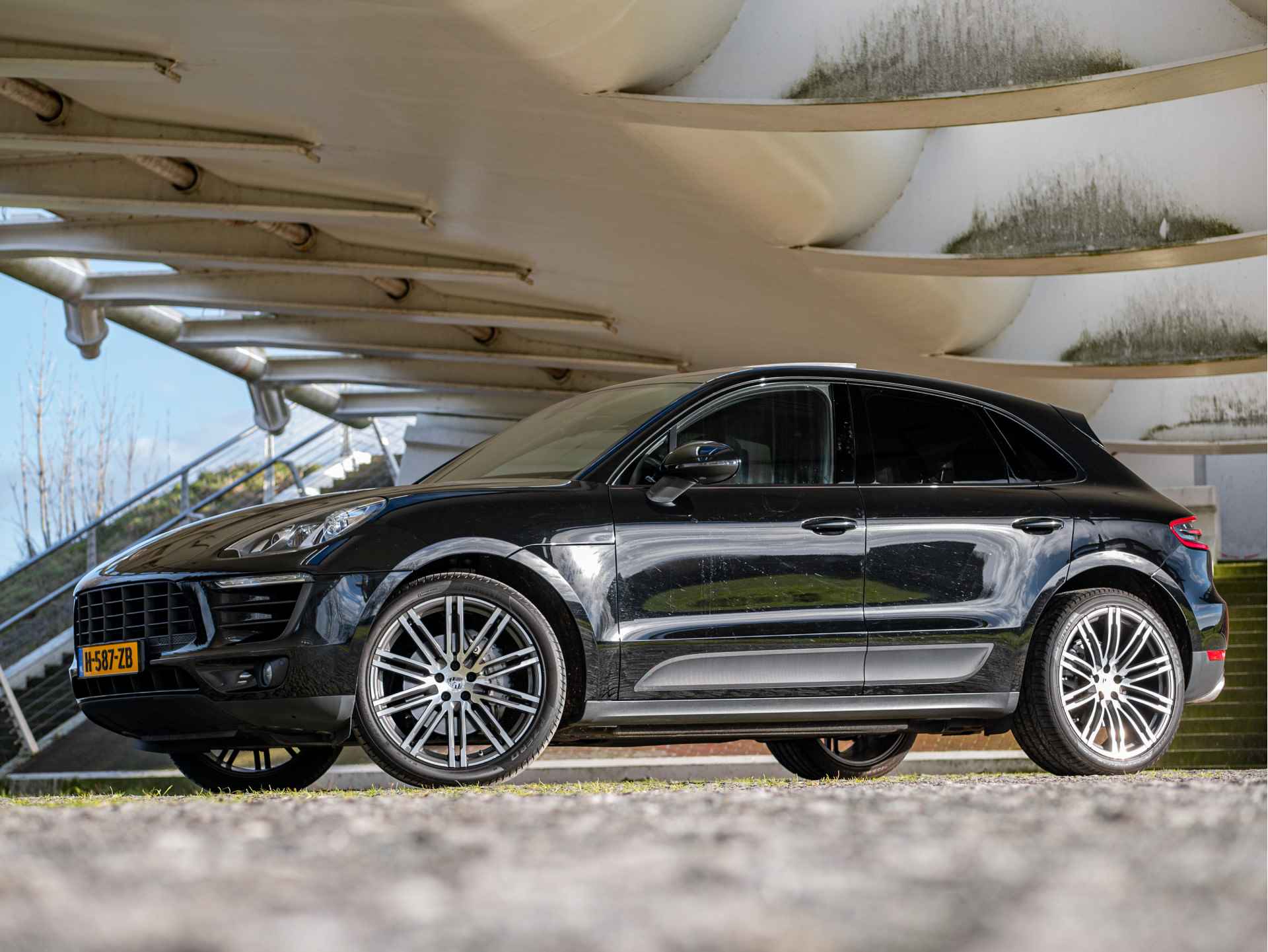 Porsche Macan 3.0 S | 21 Inch | PANO dak | Trekhaak | - 41/44