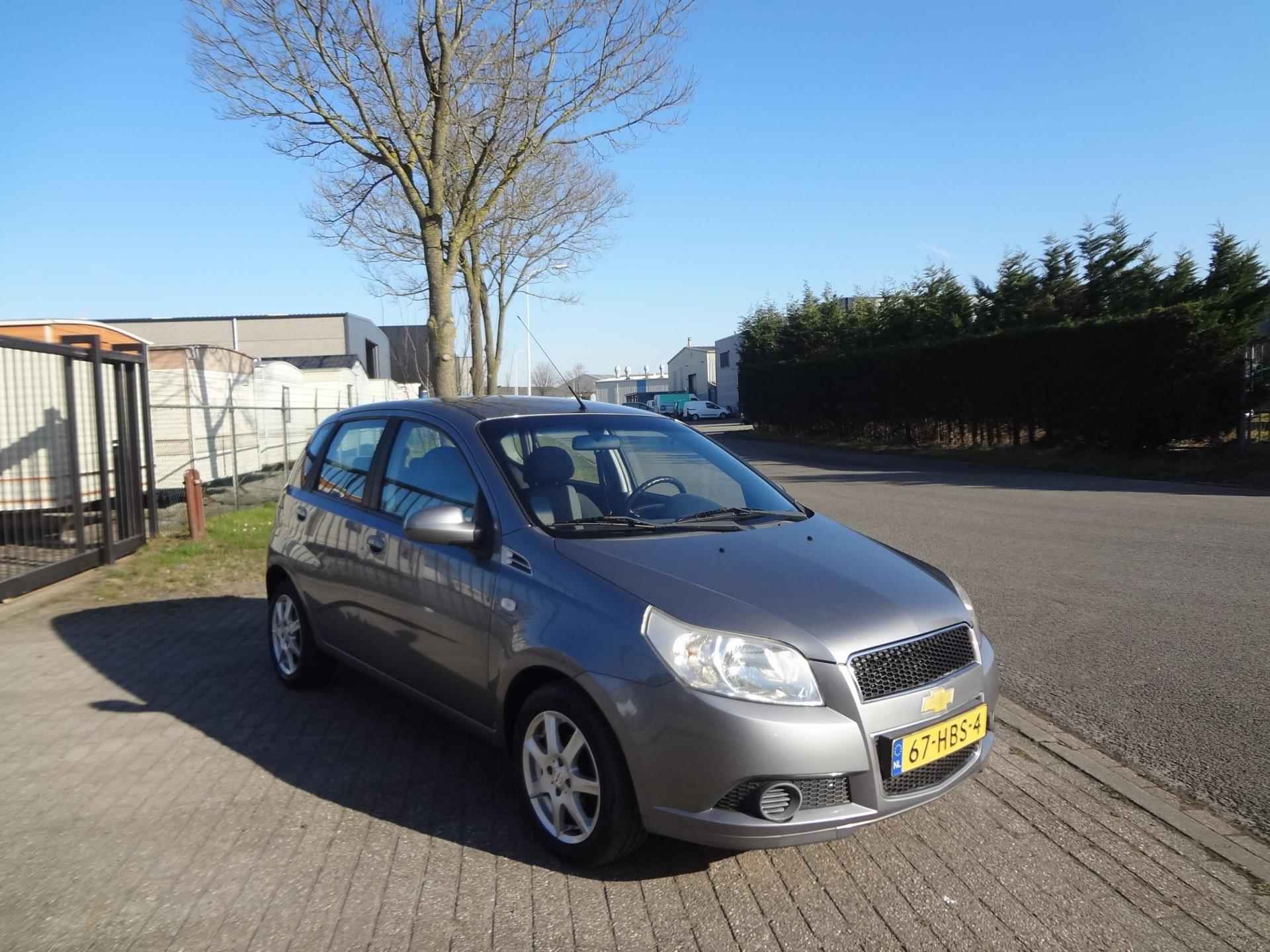 Chevrolet Aveo 1.2 16V LS - 2/10