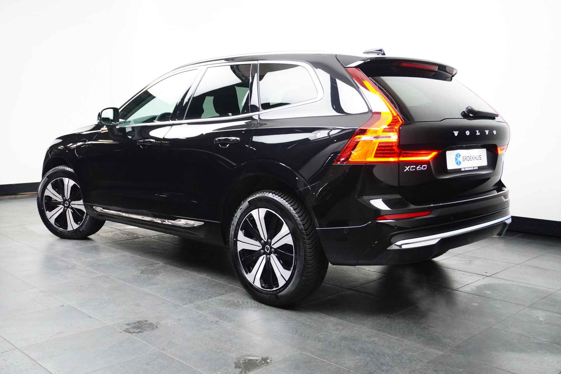 Volvo XC60 Recharge T6 AWD Plus Bright Long Range | Climate Pro Pack | Power Seats Pack | Park Assist Pack | 360o Camera | Parkeerverwarmin - 6/32