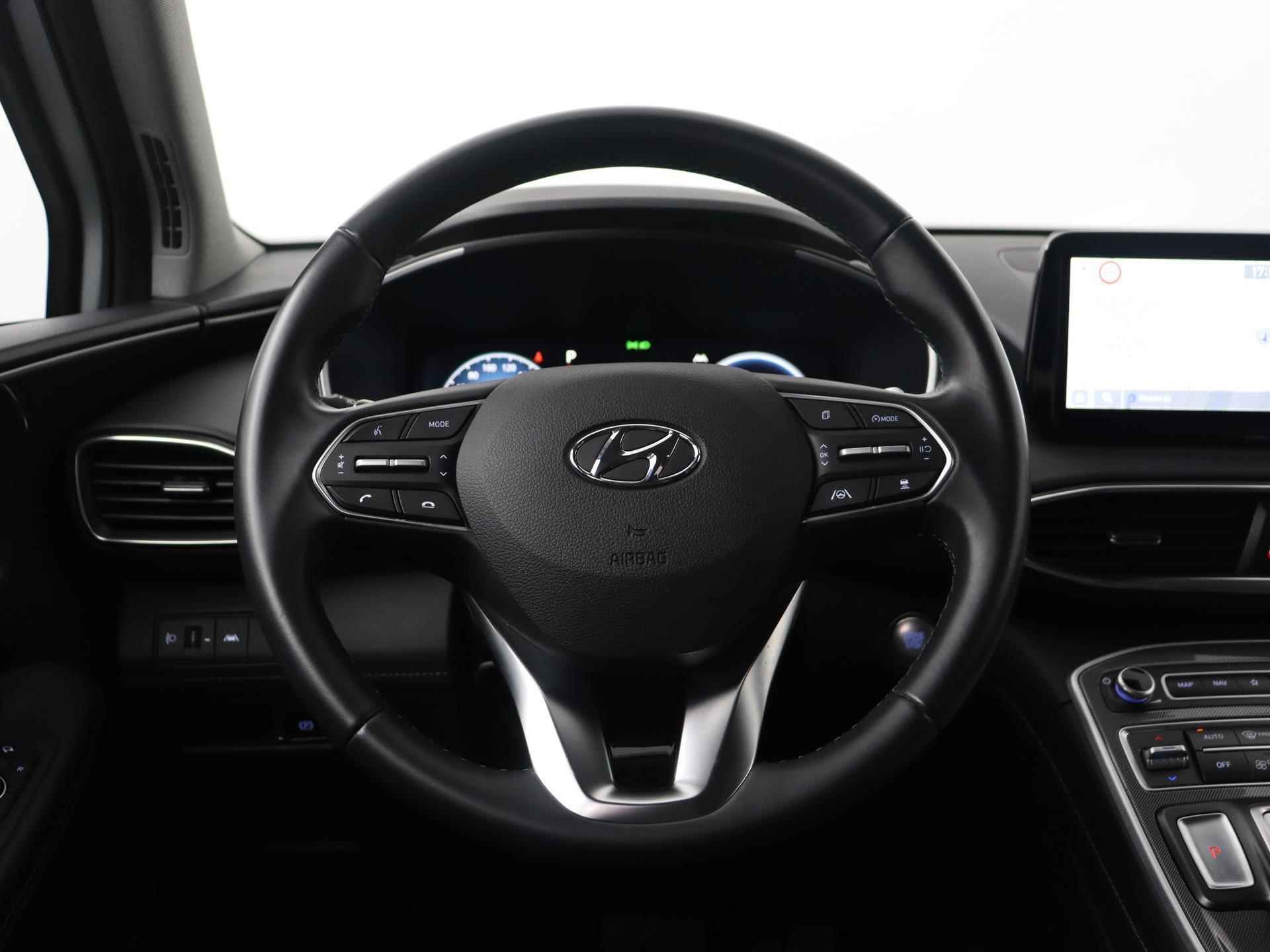 Hyundai Santa Fe 1.6 T-GDI HEV Comfort Smart 7PERSOONS | OUTLET DEAL | Leer | Stoelverwarming | Navigatie | Camera | - 13/33