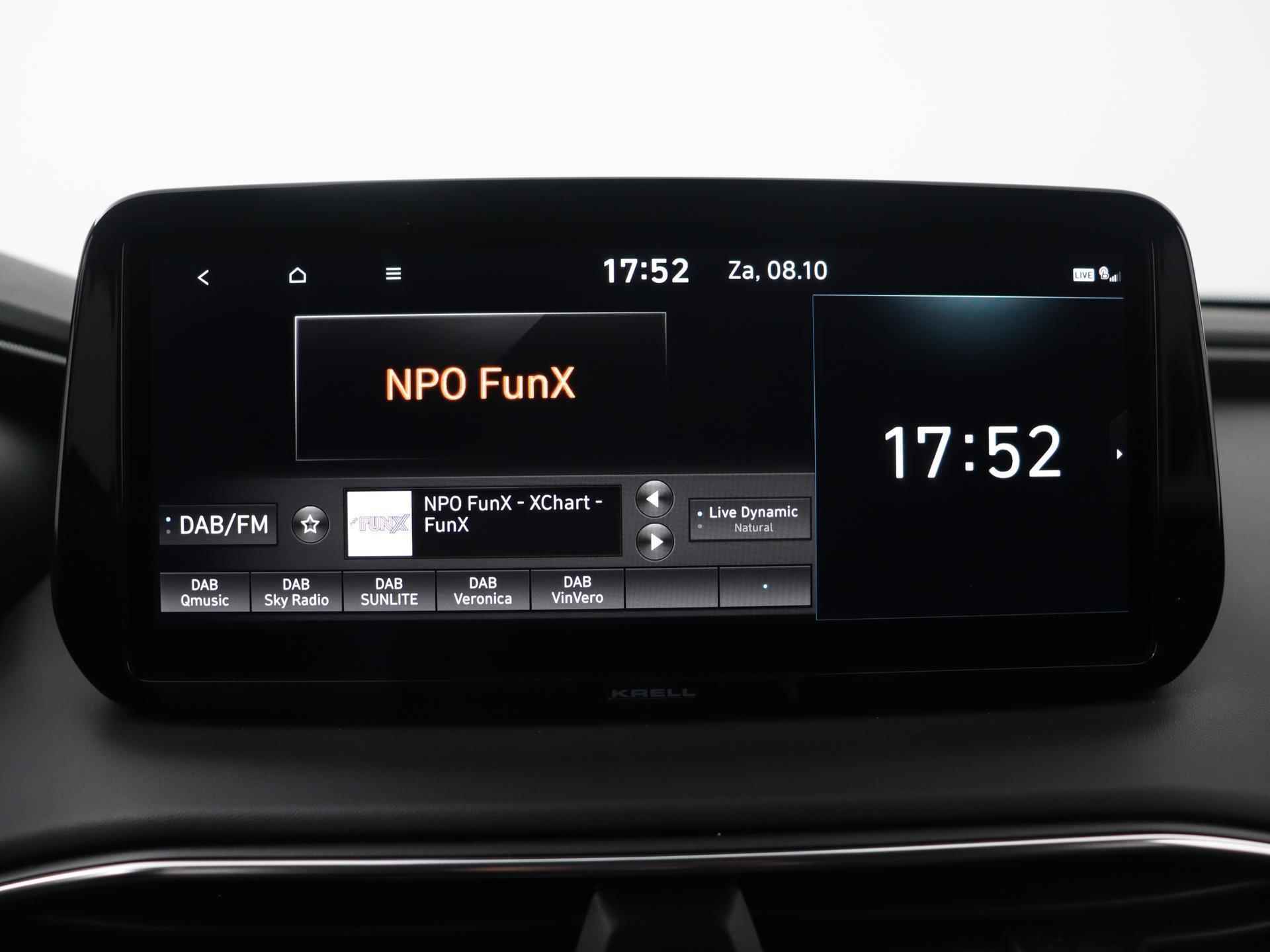 Hyundai Santa Fe 1.6 T-GDI HEV Comfort Smart 7PERSOONS | OUTLET DEAL | Leer | Stoelverwarming | Navigatie | Camera | - 17/33