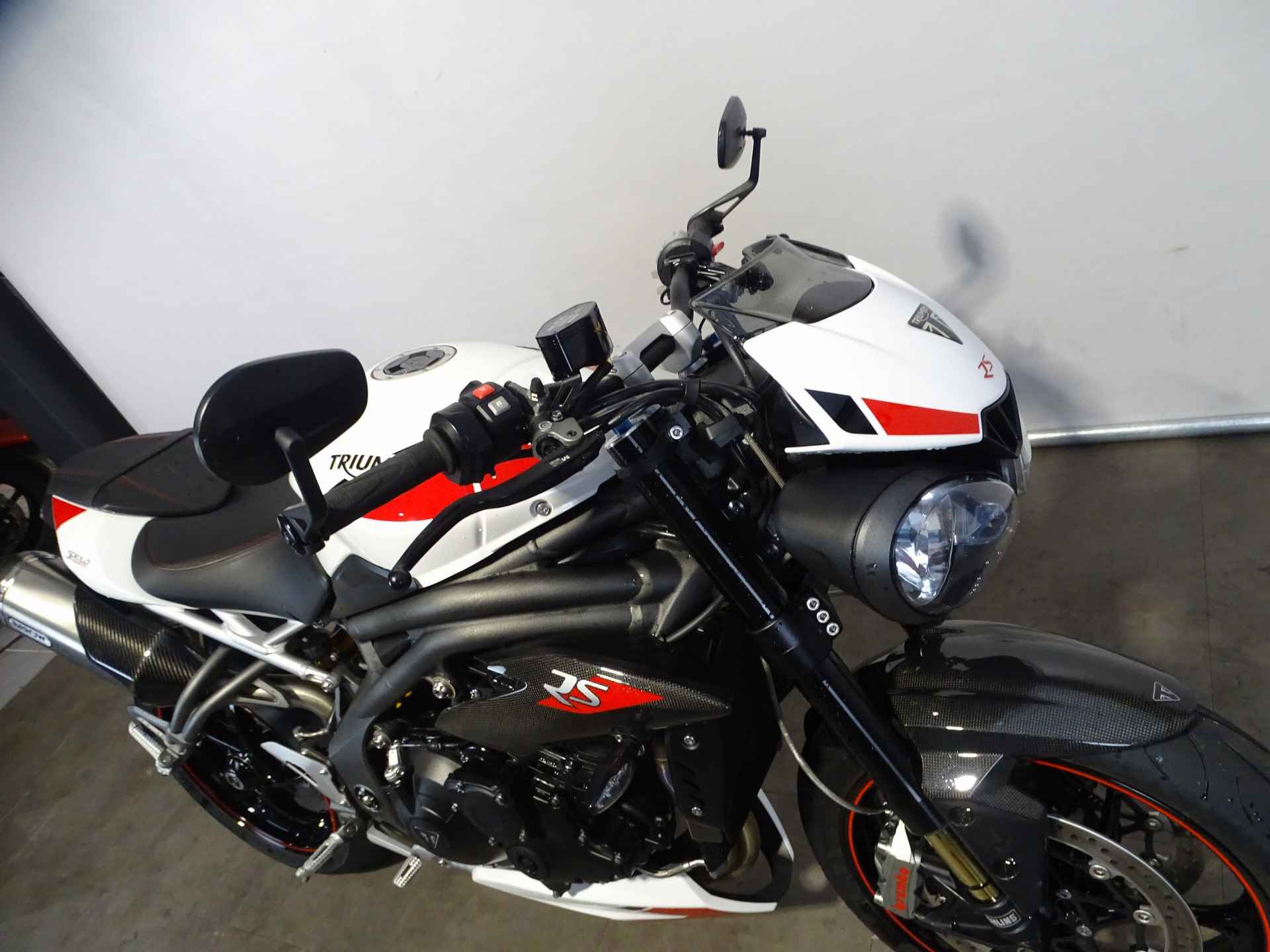 Triumph SPEED TRIPLE RS - 2/9