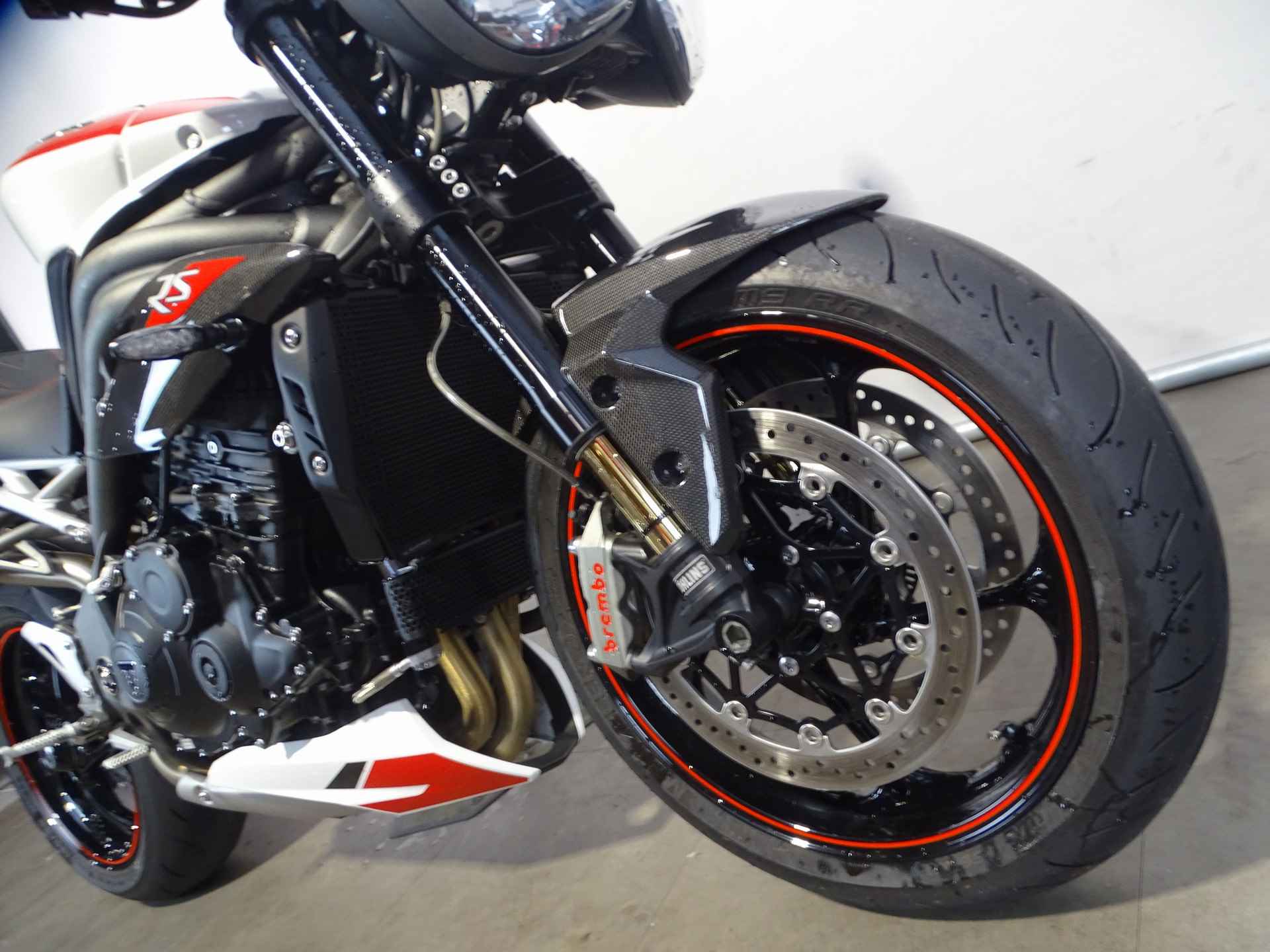 Triumph SPEED TRIPLE RS - 5/9