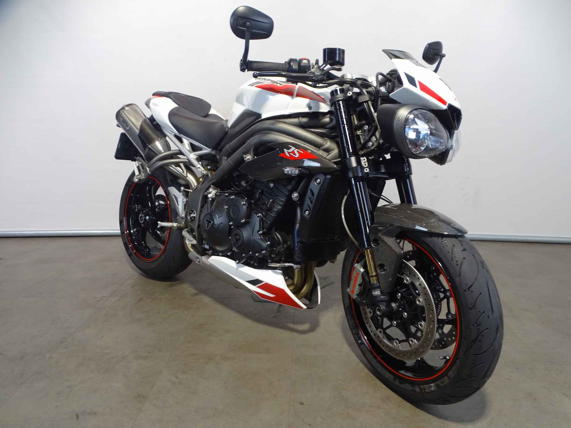 Triumph SPEED TRIPLE RS - 8/9